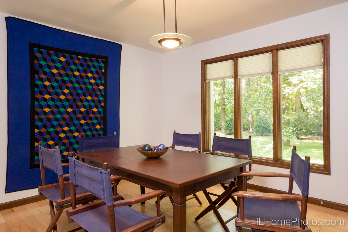 Interior dining room photograph for real estate in Peoria, IL :: Illinois Home Photography by Michael Gowin, Lincoln, IL