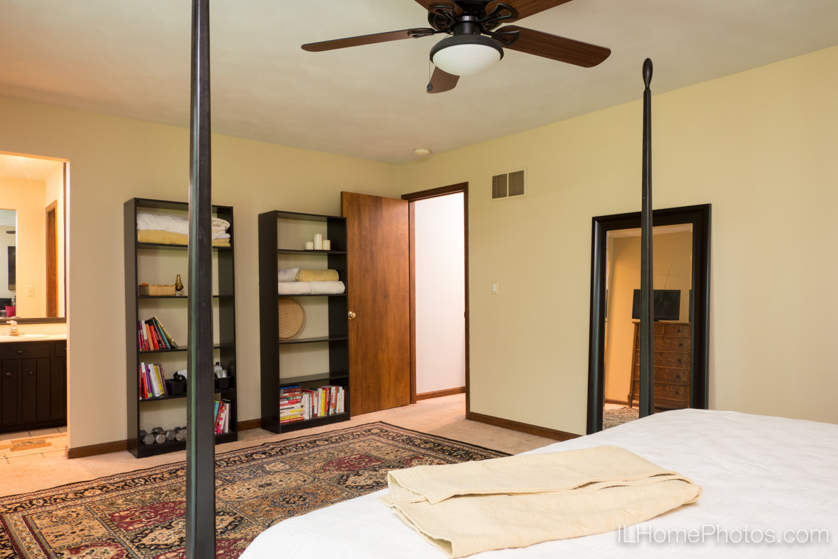 Interior master bedroom photograph for real estate in Peoria, IL :: Illinois Home Photography by Michael Gowin, Lincoln, IL