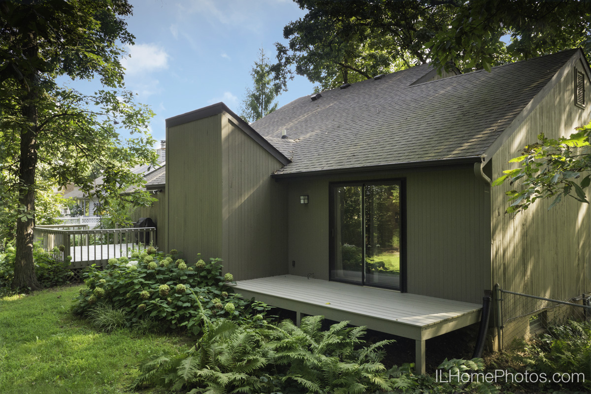 Exterior home photograph (back deck) for real estate in Peoria, IL :: Illinois Home Photography by Michael Gowin, Lincoln, IL