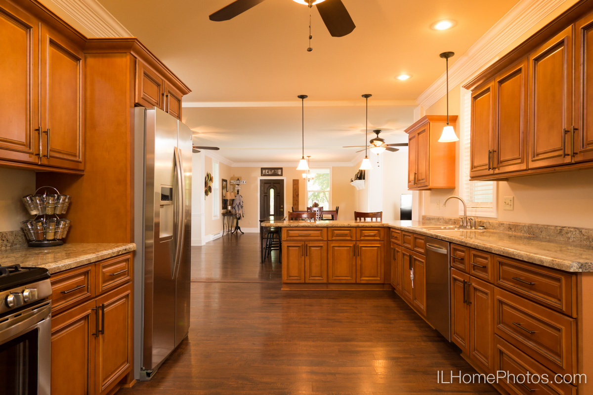 Interior home kitchen photograph for real estate in Delavan, IL :: Illinois Home Photography by Michael Gowin, Lincoln, IL
