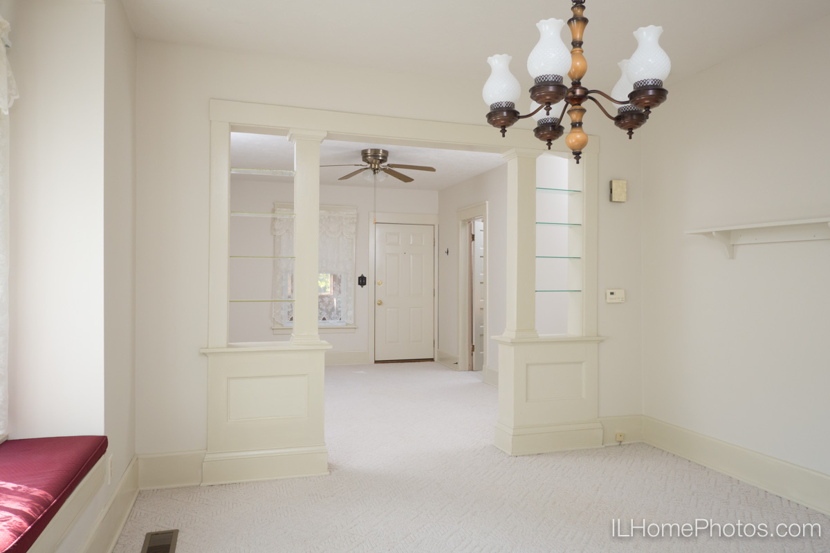 Interior living room photograph for real estate in Bloomington, IL :: Illinois Home Photography by Michael Gowin, Lincoln, IL