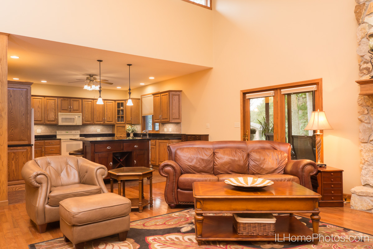 Interior living room photograph for real estate in Elkhart, IL :: Illinois Home Photography by Michael Gowin, Lincoln, IL