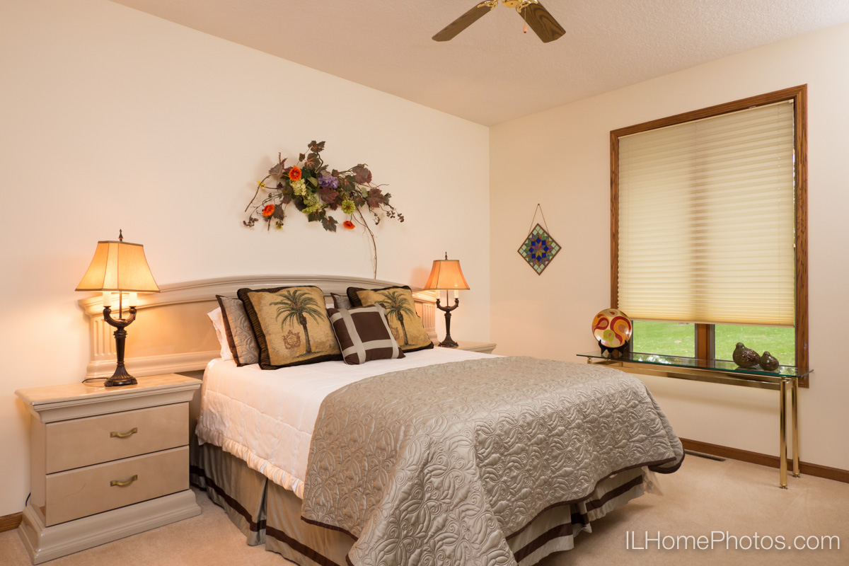 Interior bedroom photograph for real estate in Elkhart, IL :: Illinois Home Photography by Michael Gowin, Lincoln, IL