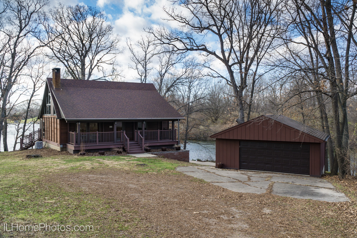 Exterior home photograph for real estate, Cuba, IL :: Illinois Home Photography by Michael Gowin, Lincoln, IL