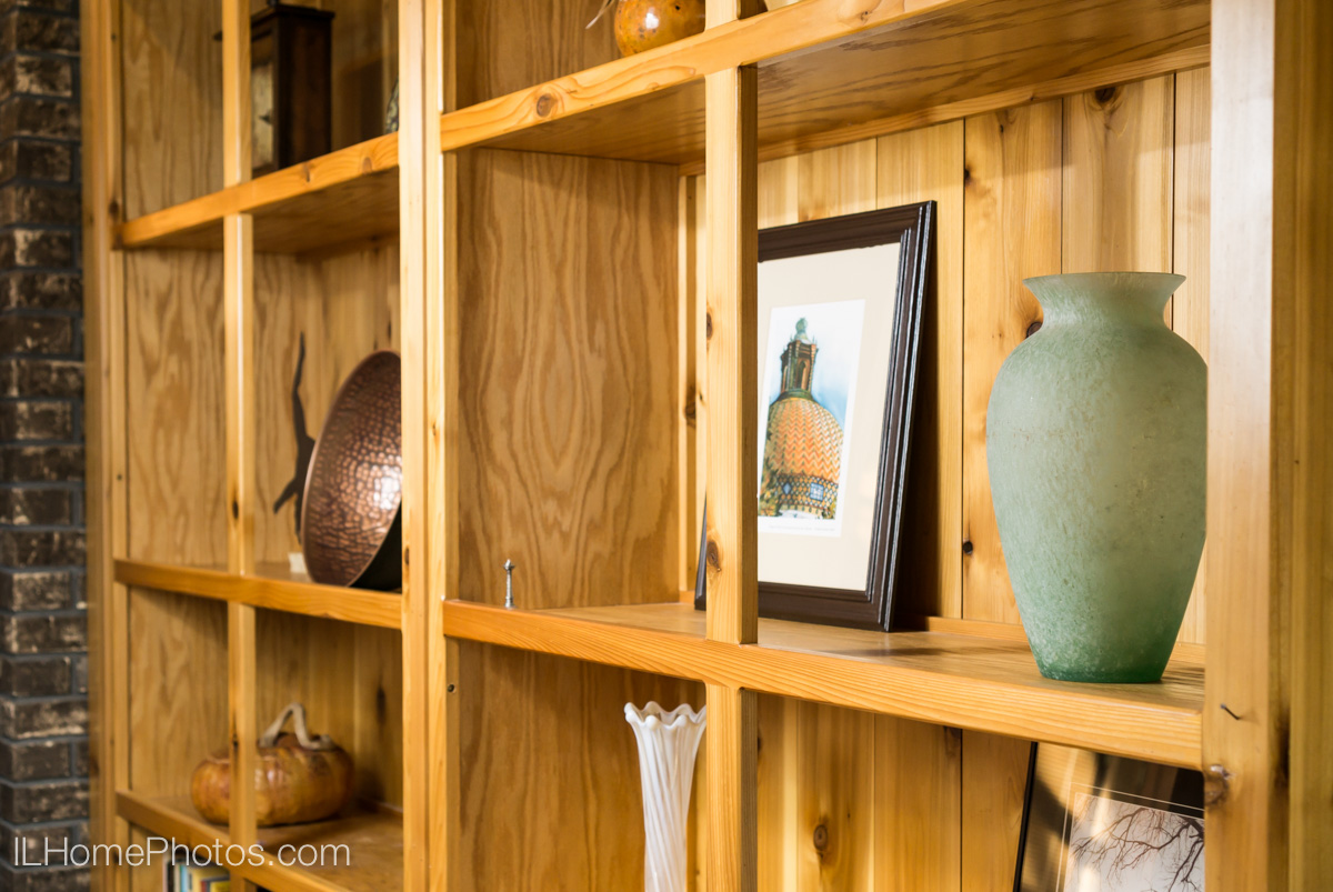Interior living room bookcase detail photograph for real estate, Cuba, IL :: Illinois Home Photography by Michael Gowin, Lincoln, IL