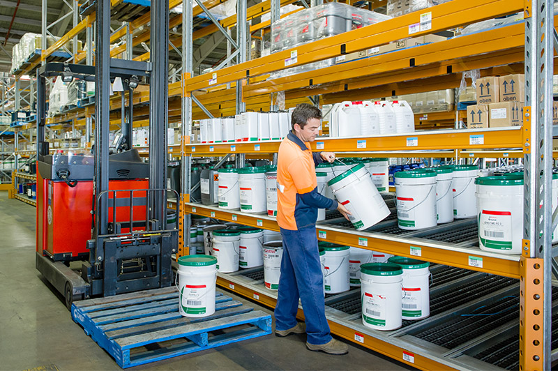 Heavy-duty Carton Live Storage at ALMC