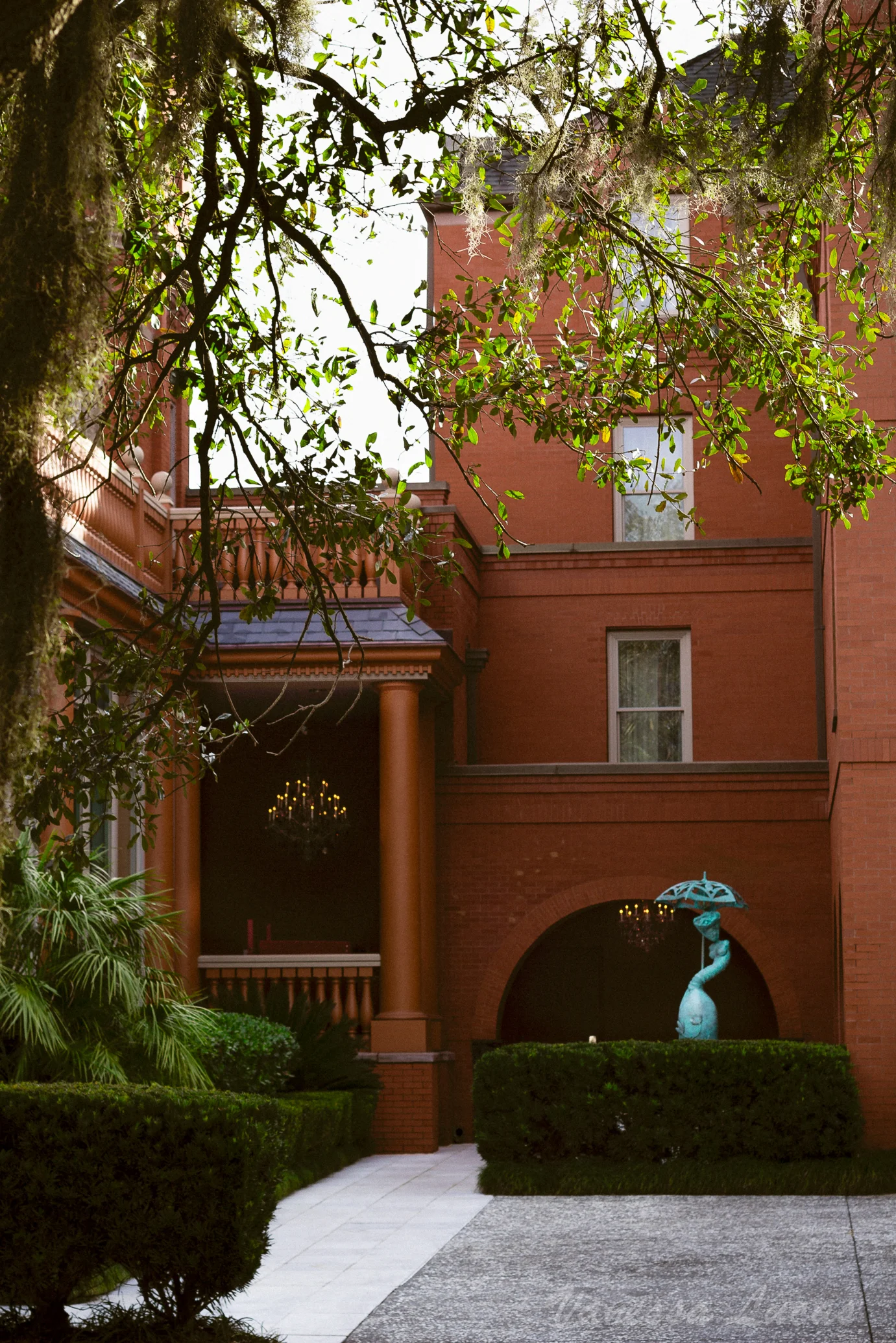the Mansion On Forsyth Park