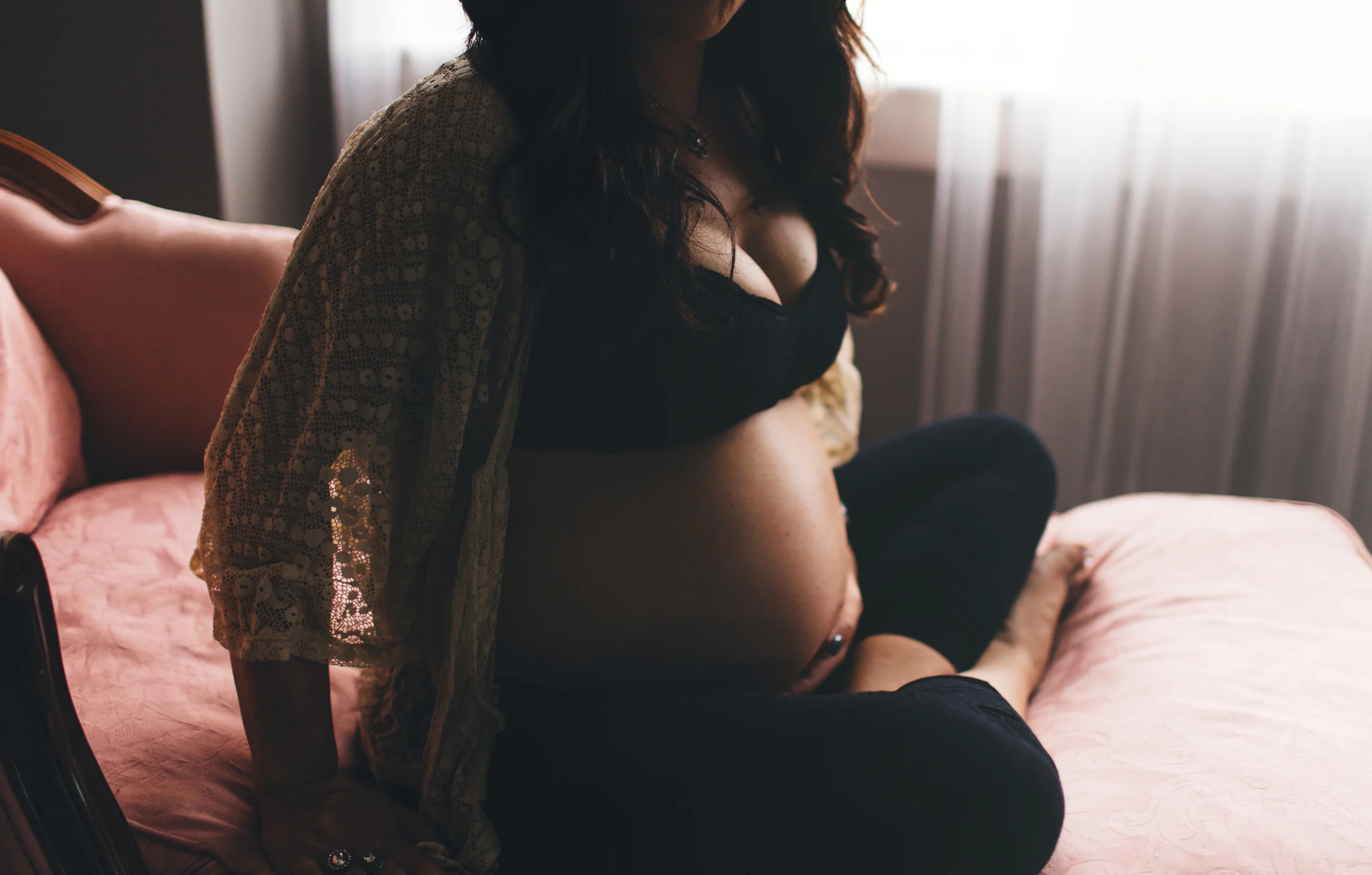 Lifestyle Maternity Session | Downtown Orlando, FL