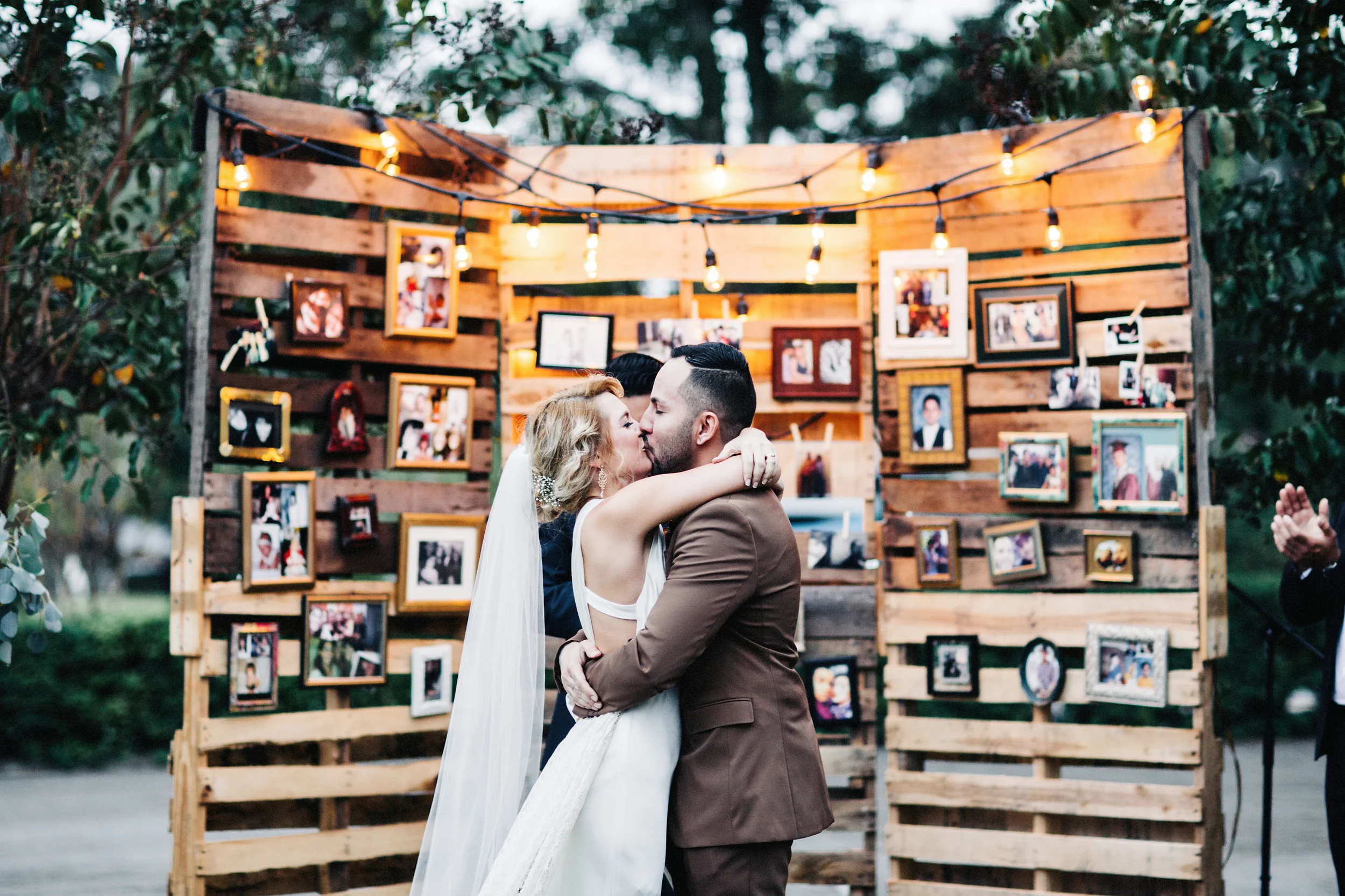 Sarai and Josh 2-208vanessaboy.com-final.jpg