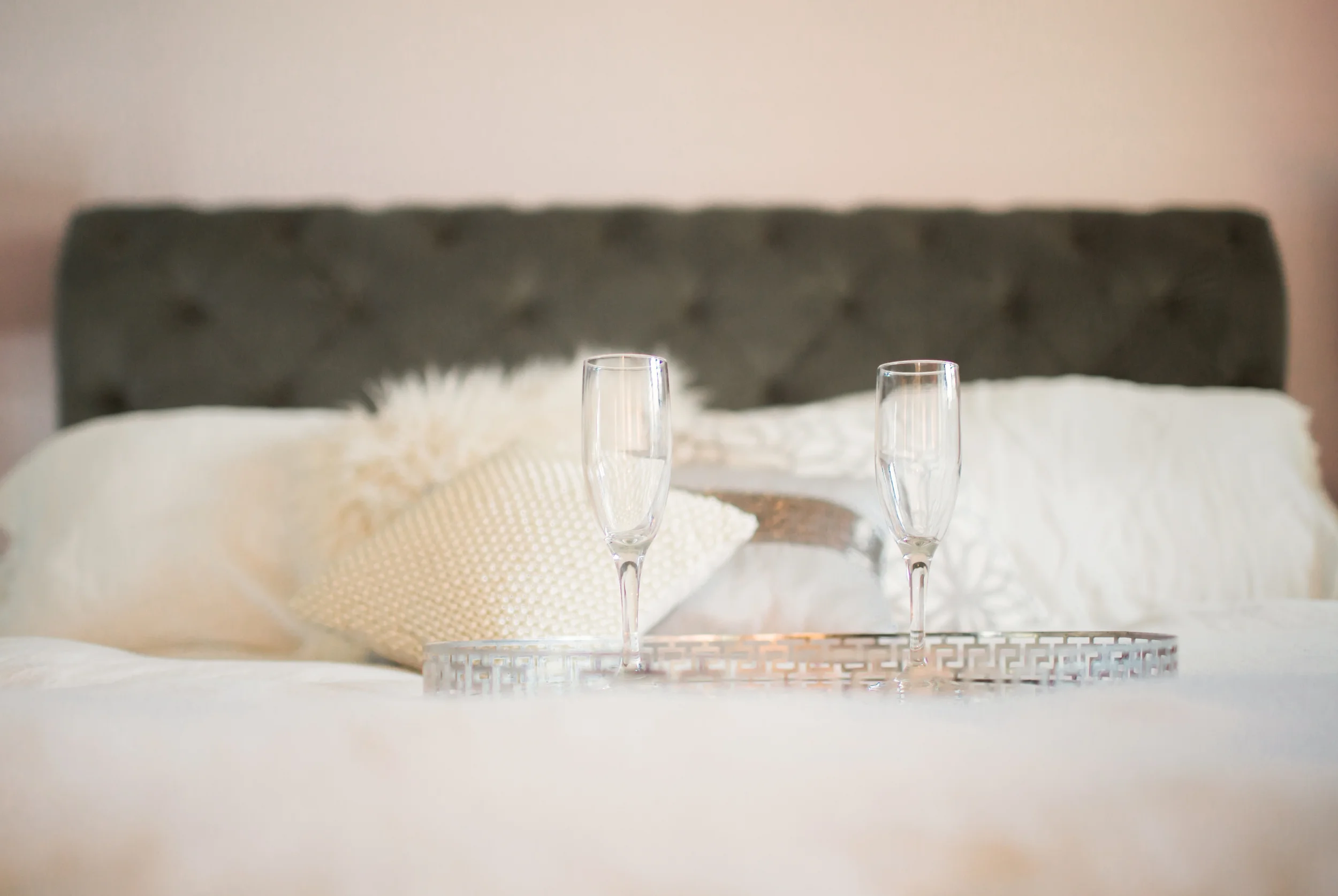 VANESSABOY.COM-3.com final set .jpg