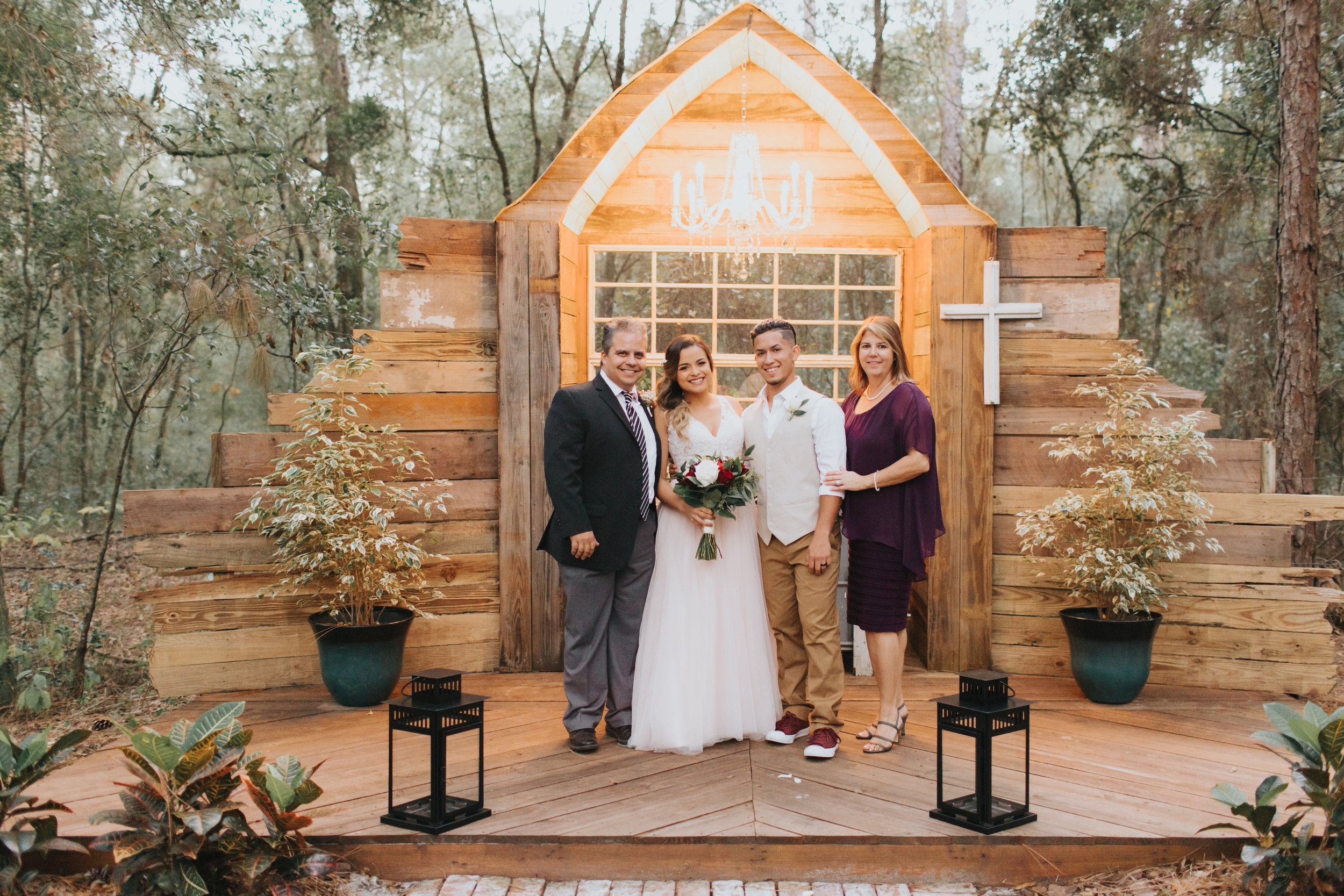 Wedding Day | Bridle Oaks Barn | Vanessa Boy Photography | vanessaboy.com-525.com final gallery.jpg