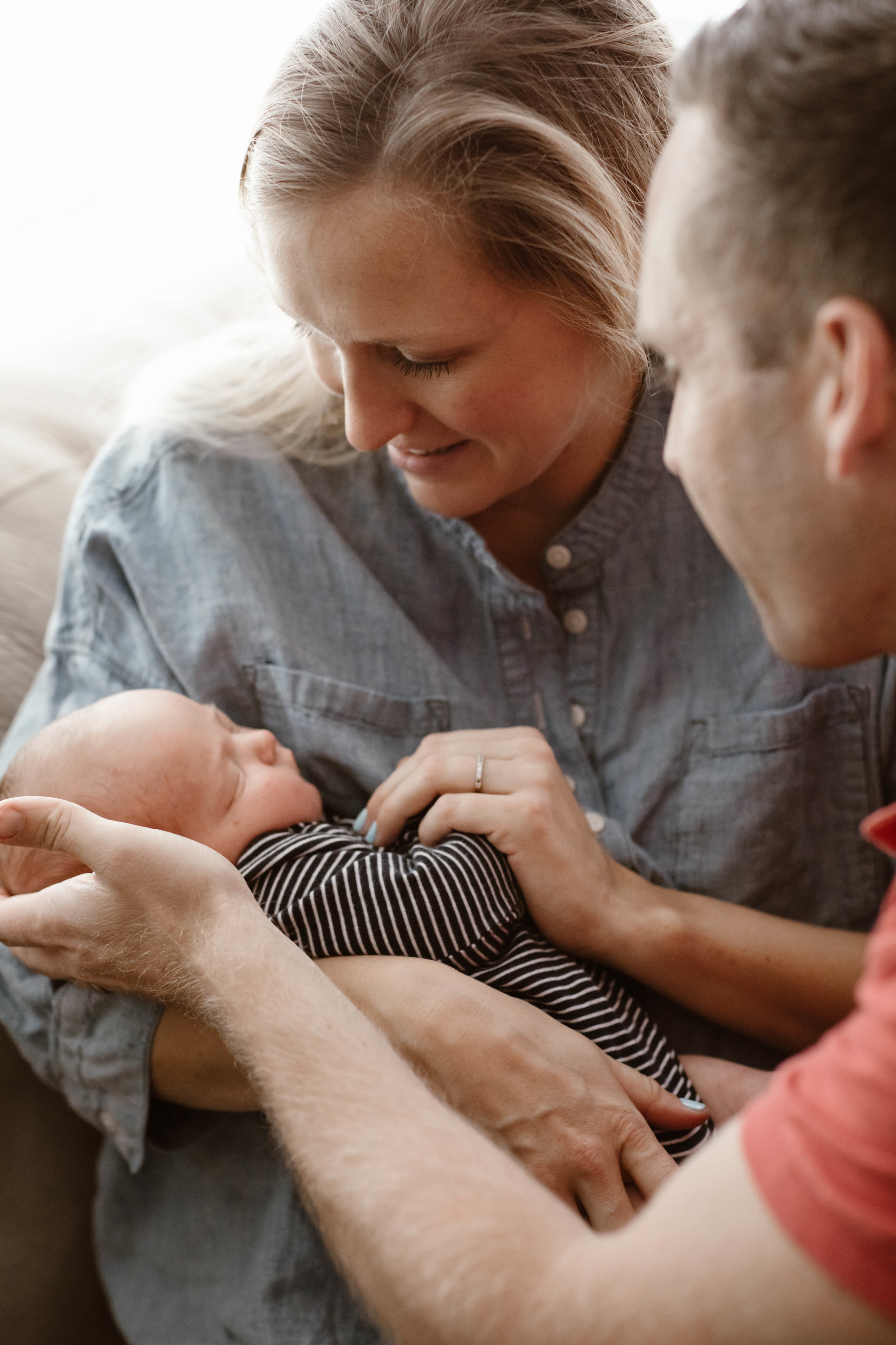 In-Home Newborn Lifestyle Session | © Vanessa Boy | vanessaboy.com-47.jpg