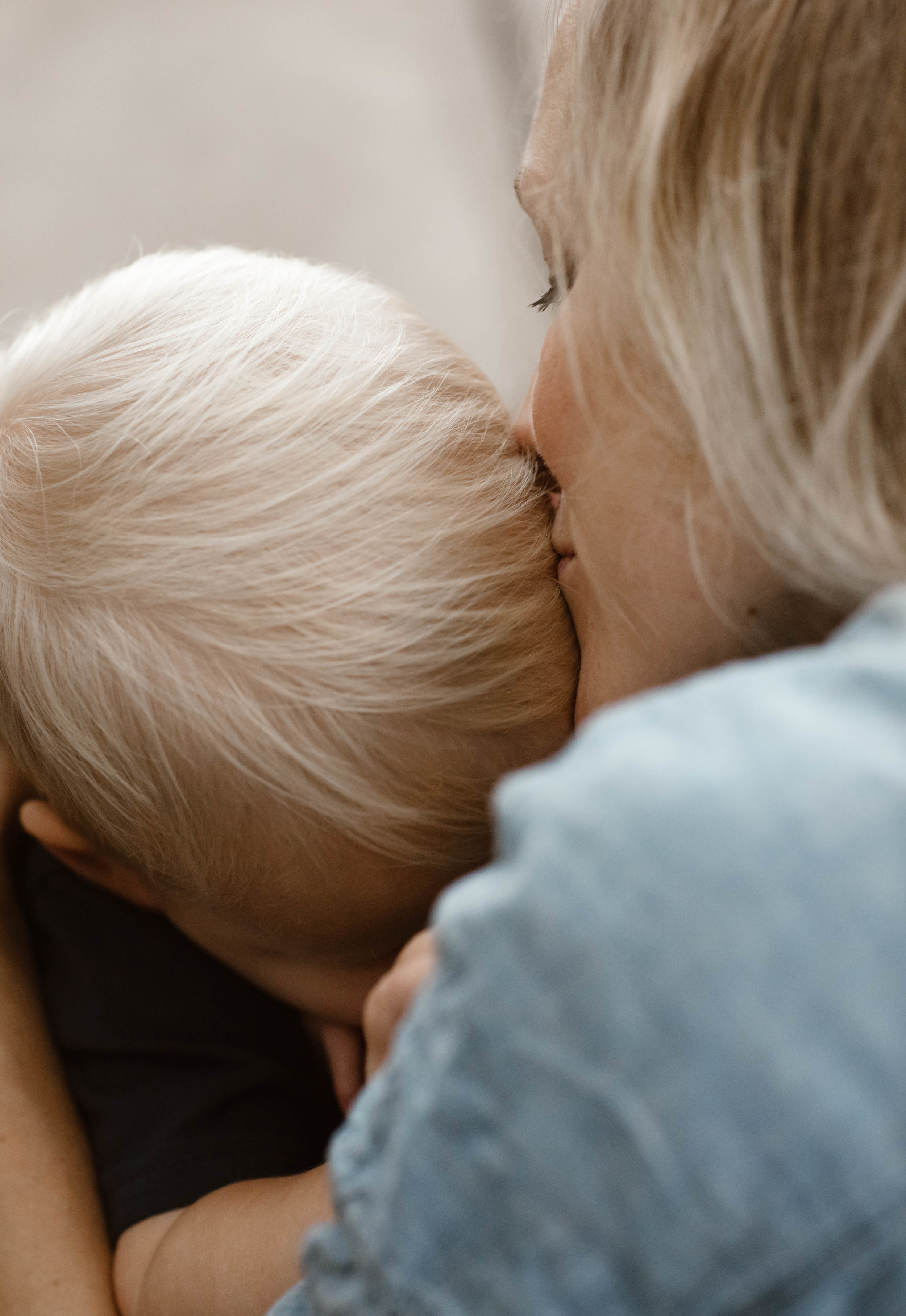 In-Home Newborn Lifestyle Session | © Vanessa Boy | vanessaboy.com-43.jpg