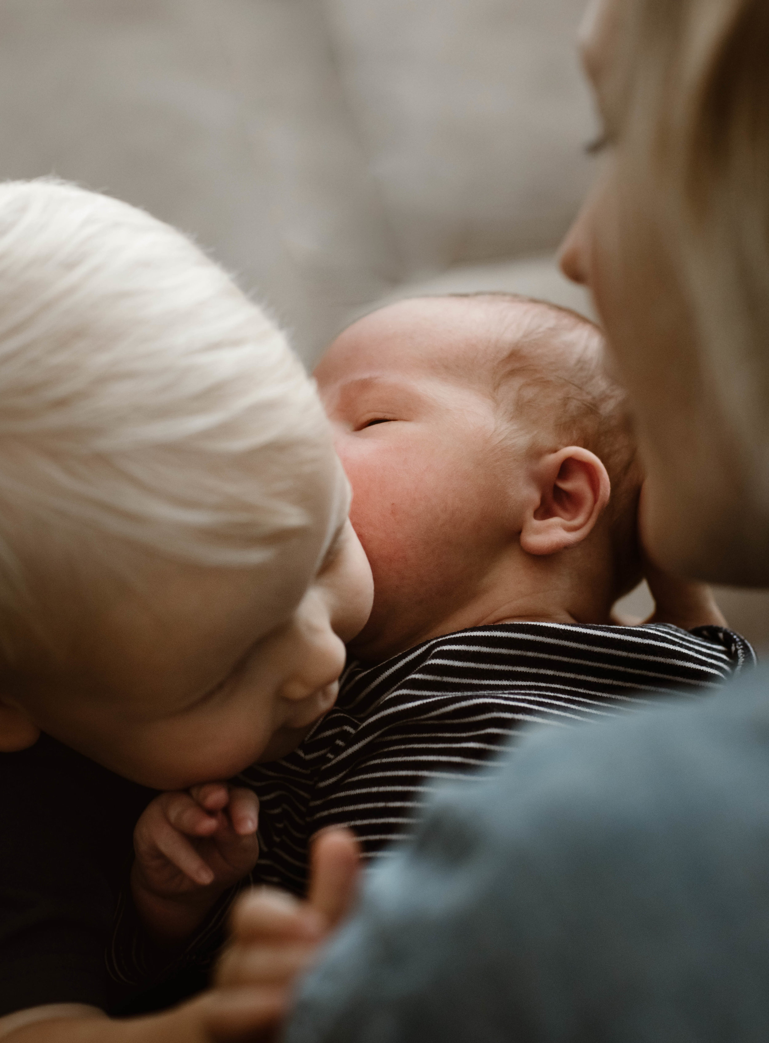 In-Home Newborn Lifestyle Session | © Vanessa Boy | vanessaboy.com-42.jpg