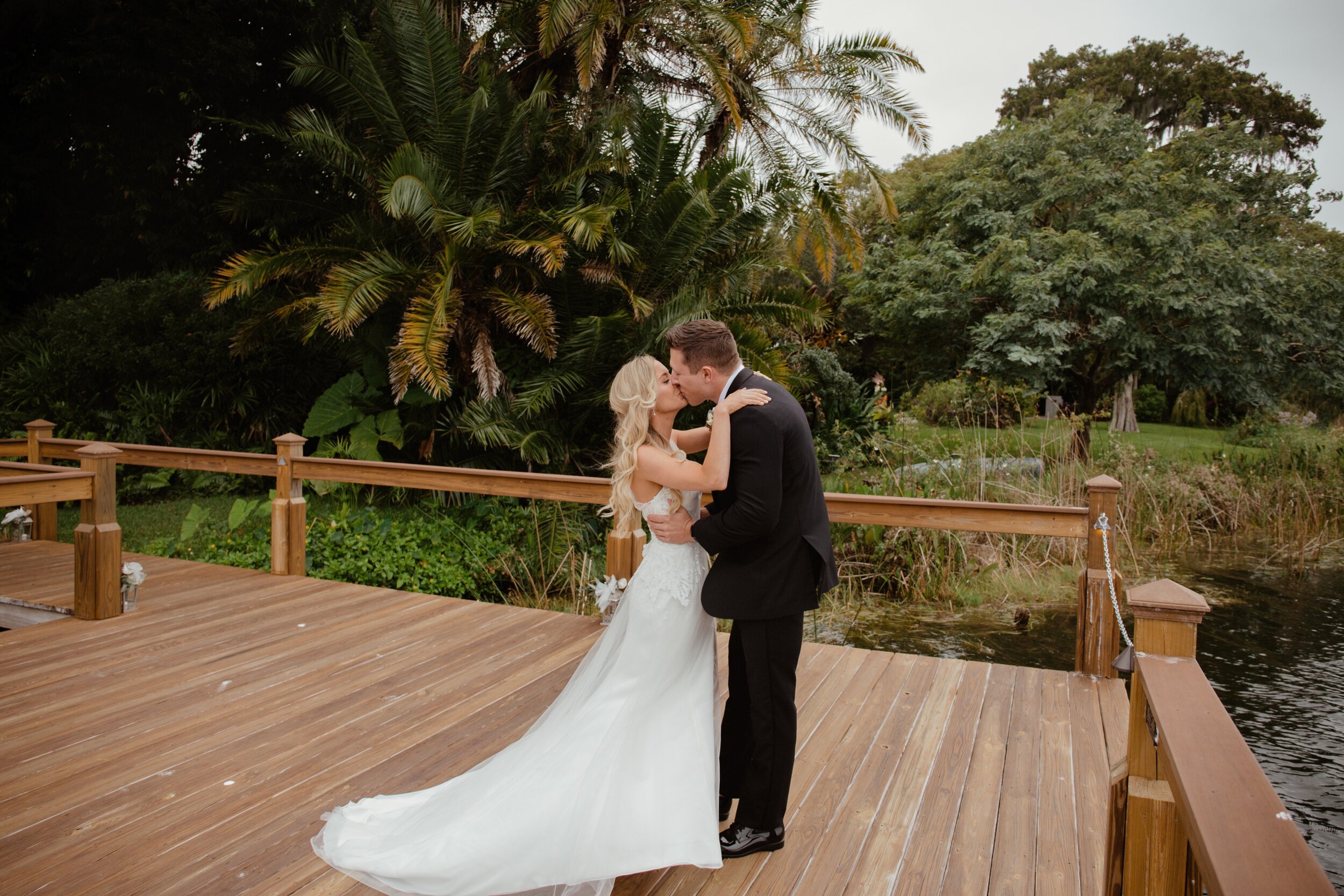 First Look | Capen House | Winter Park | Wedding | Documented by Vanessa Boy-138| final.jpg