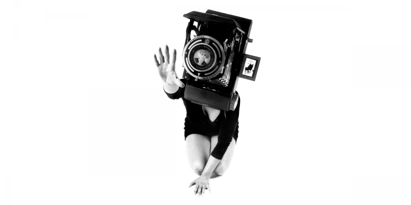 lynn-hershman-leeson-seduction-02.png