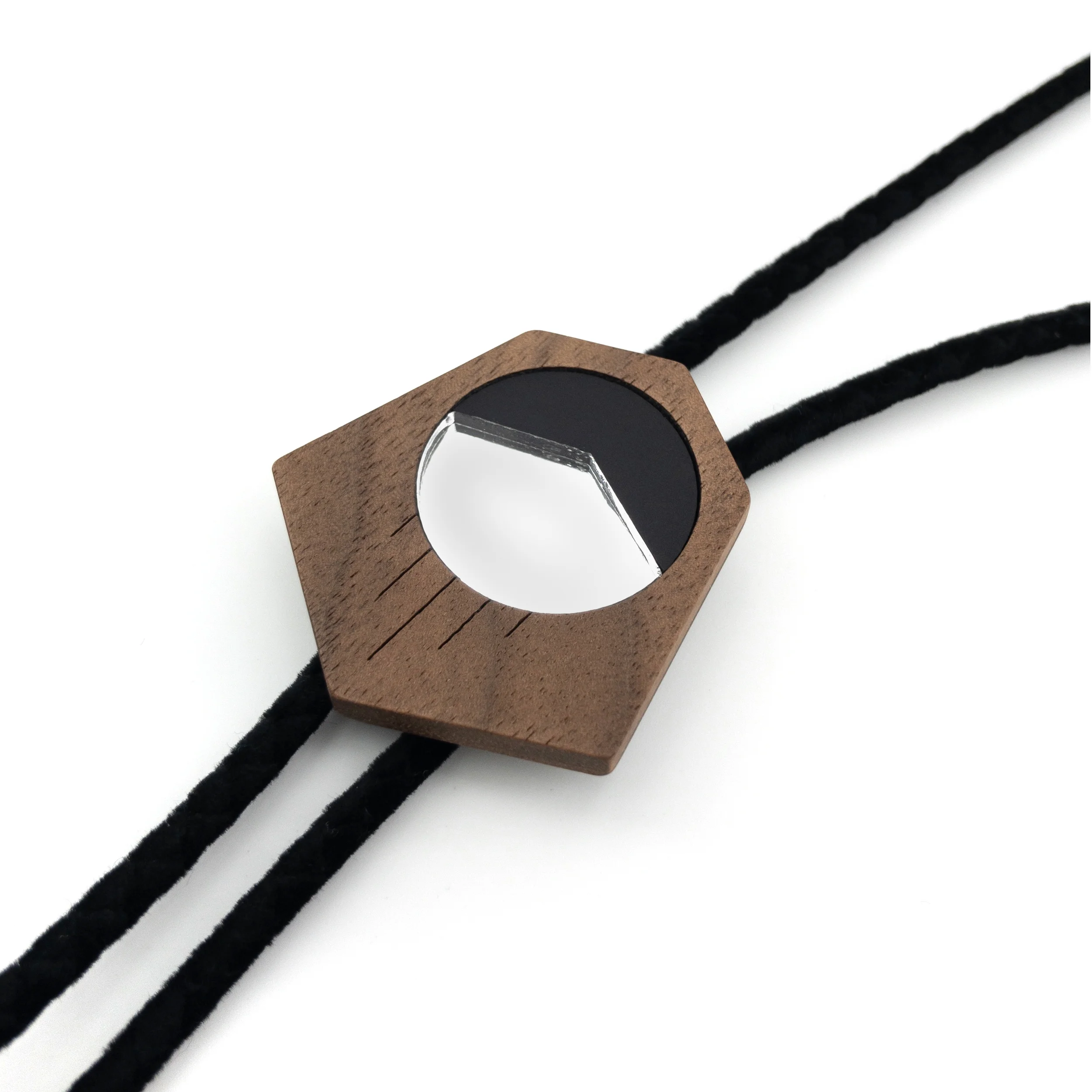 2_Crest-Bolo_Walnut+Silver.jpg