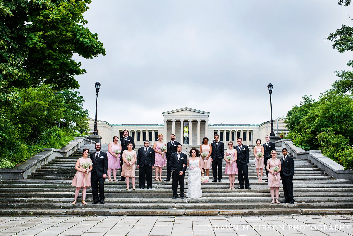 RainyDayBuffaloWNYWeddingPhotographer_DawnMGibson_LE4.jpg