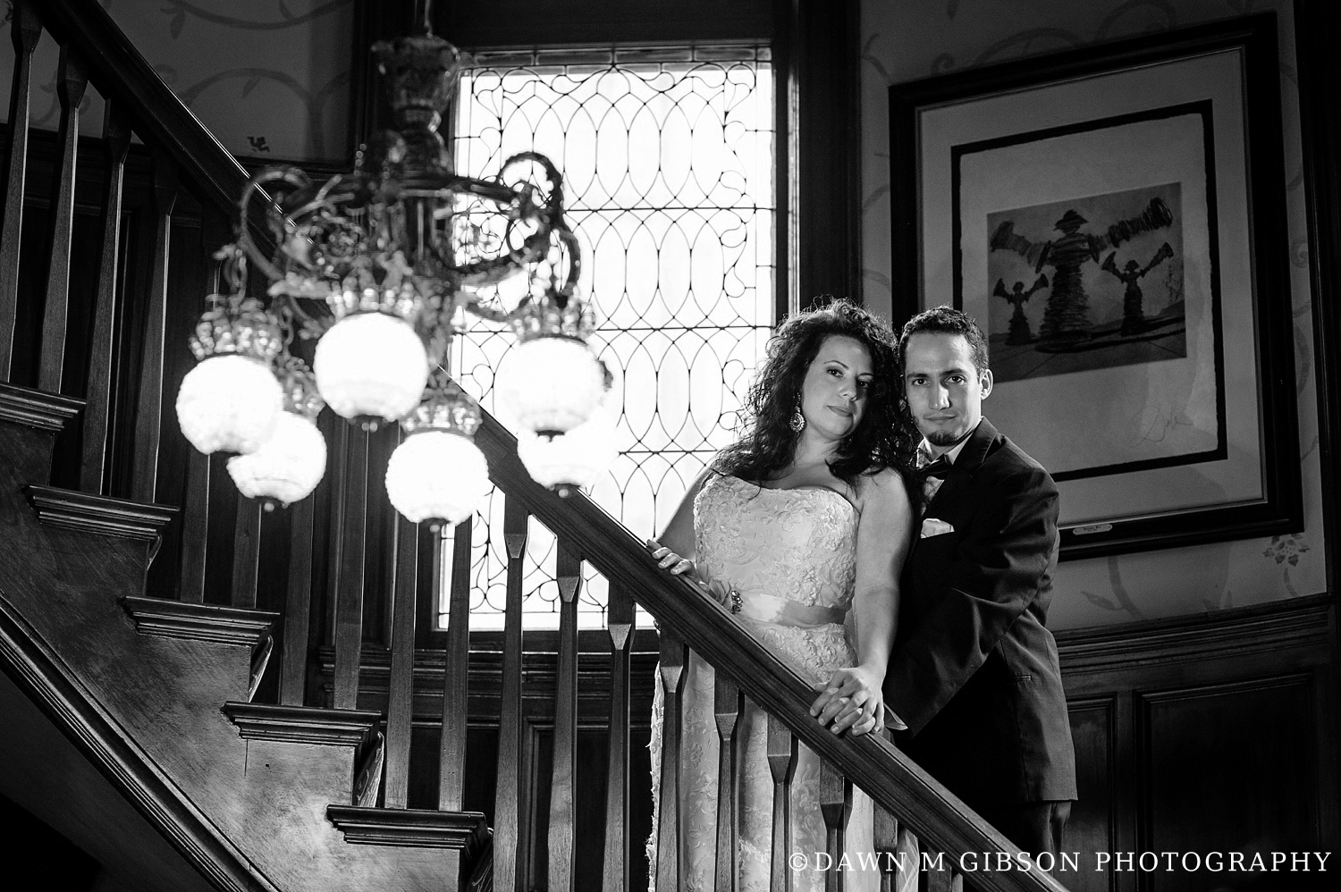 RainyDayBuffaloWNYWeddingPhotographer_DawnMGibson_LE3bw.jpg