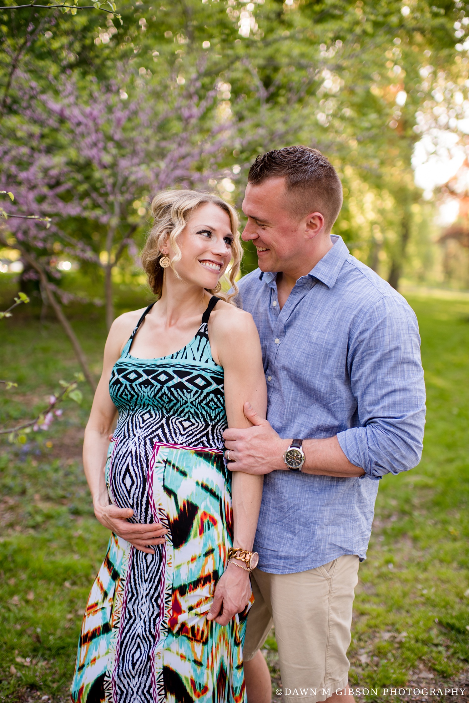 Brittany + Dustin Expecting | Photos by Dawn M Gibson Photography