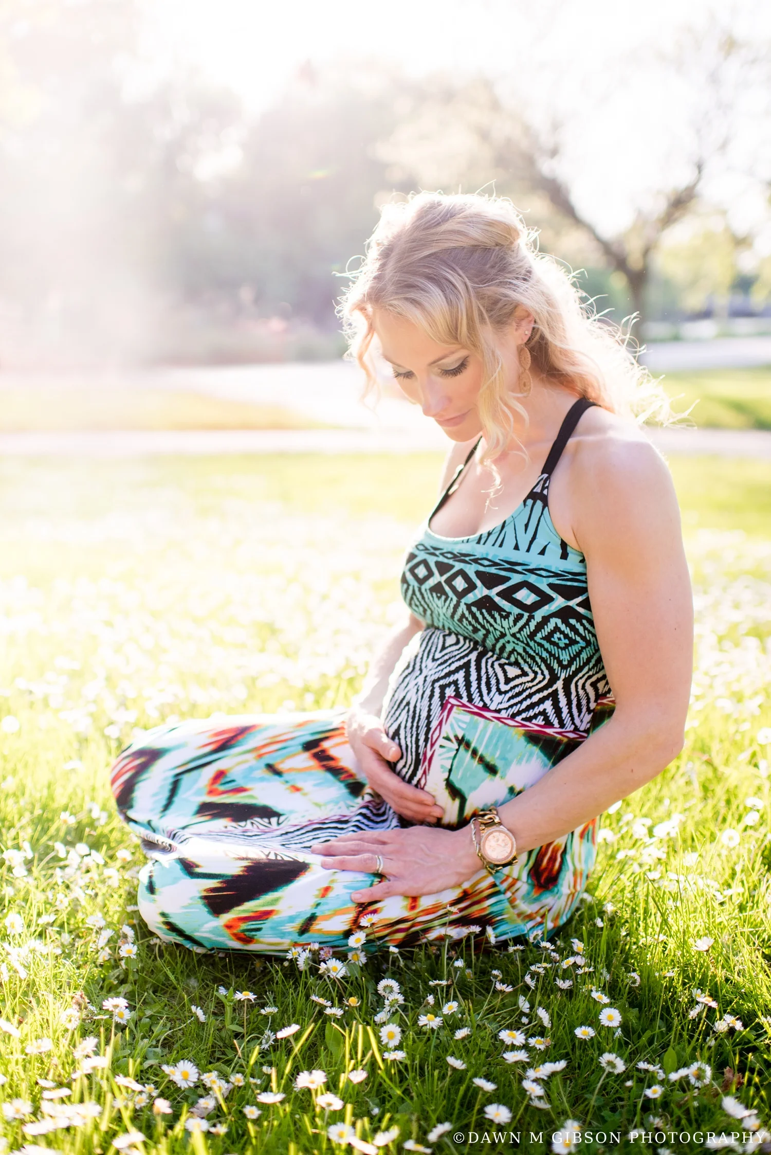 Brittany + Dustin Expecting | Photos by Dawn M Gibson Photography