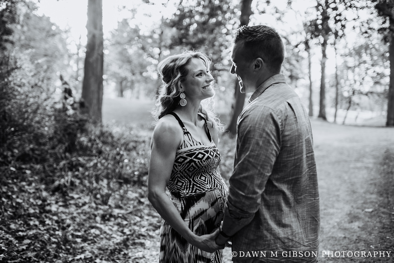 Brittany + Dustin Expecting | Photos by Dawn M Gibson Photography