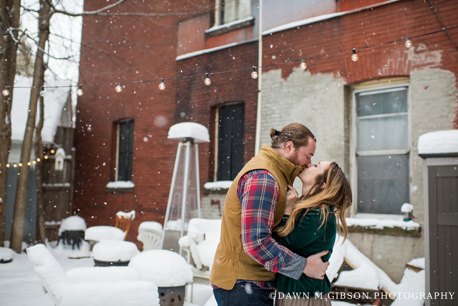 buffalo_wny_engagementphotographer_DawnMGibson_ZoeJon_0005.jpg