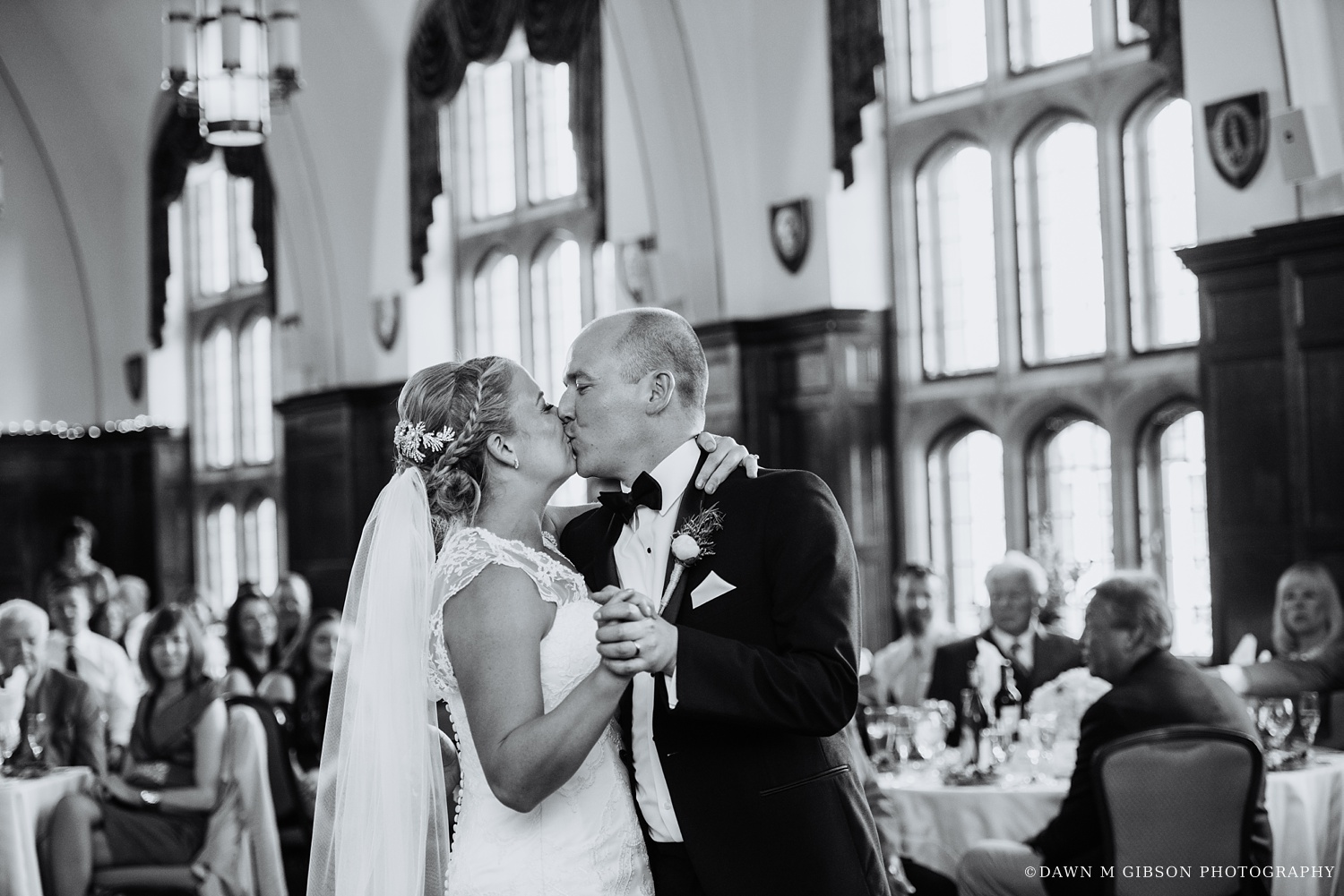 buffalo_wny_rochester_wedding_photographer_dawnmgibsonphotography_strathallan_colgate_rochester_divinity_rochester_wedding_venues_0071.jpg