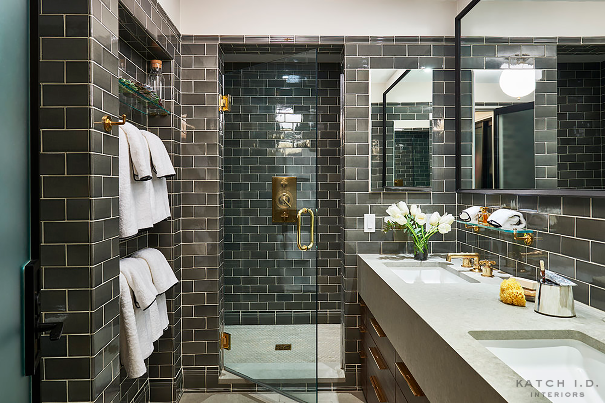 KATCHID_UWSBROWNSTONE_13_MBATH_LORES.png