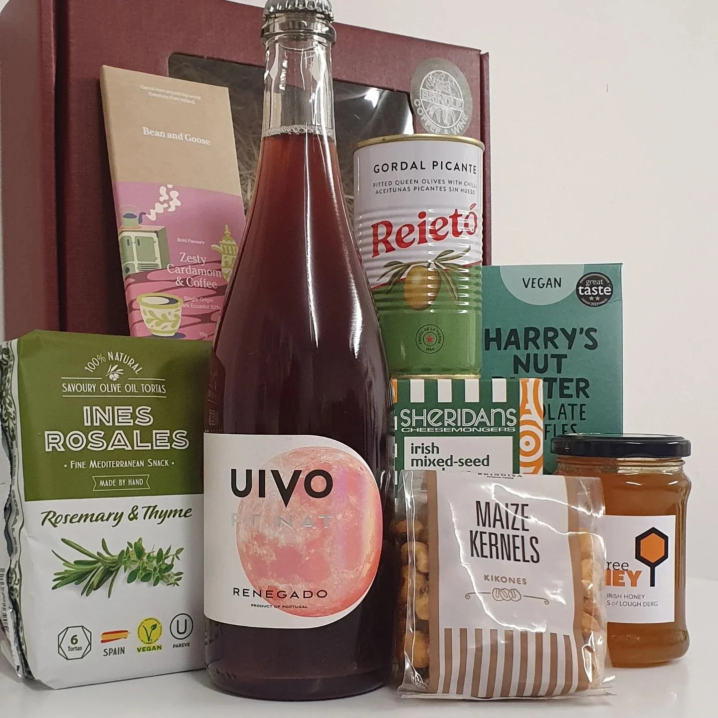If you were feeling that way inclined! We have great gifting options available! Make your own hampers or have us make one for you! 

#giftideas #nicethings #organicwine #gourmetfood #treatyourself