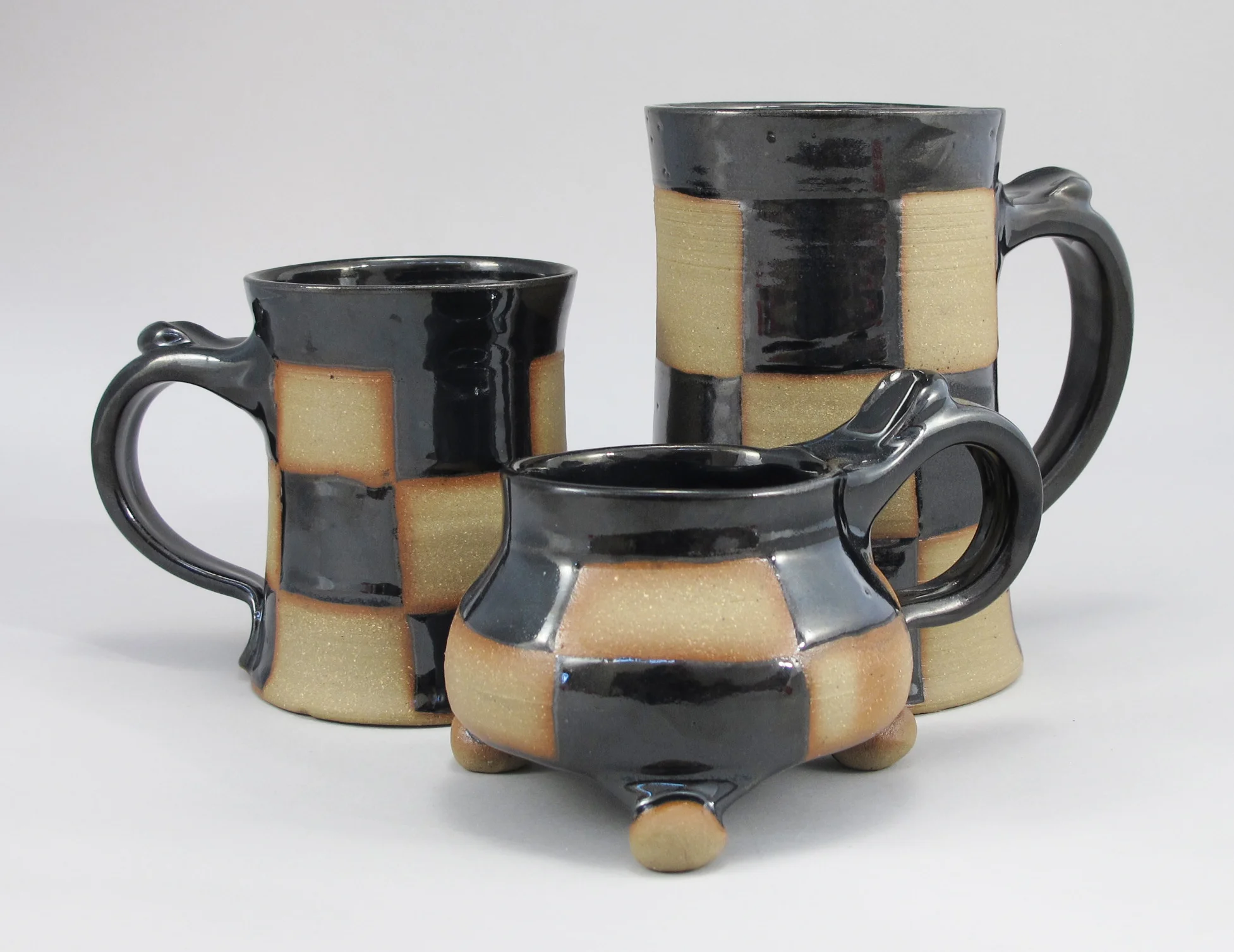 BlkChkMugs.jpg