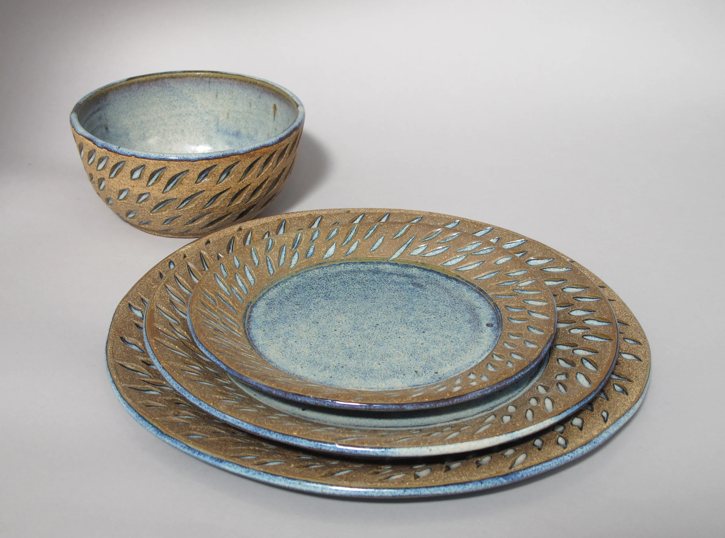 Plate stack with "Tiny Bowl"