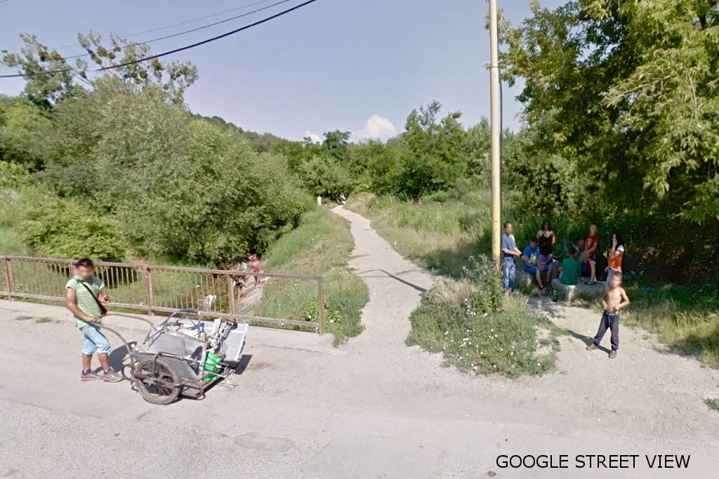 RESIDENTS OF LUNIK IX