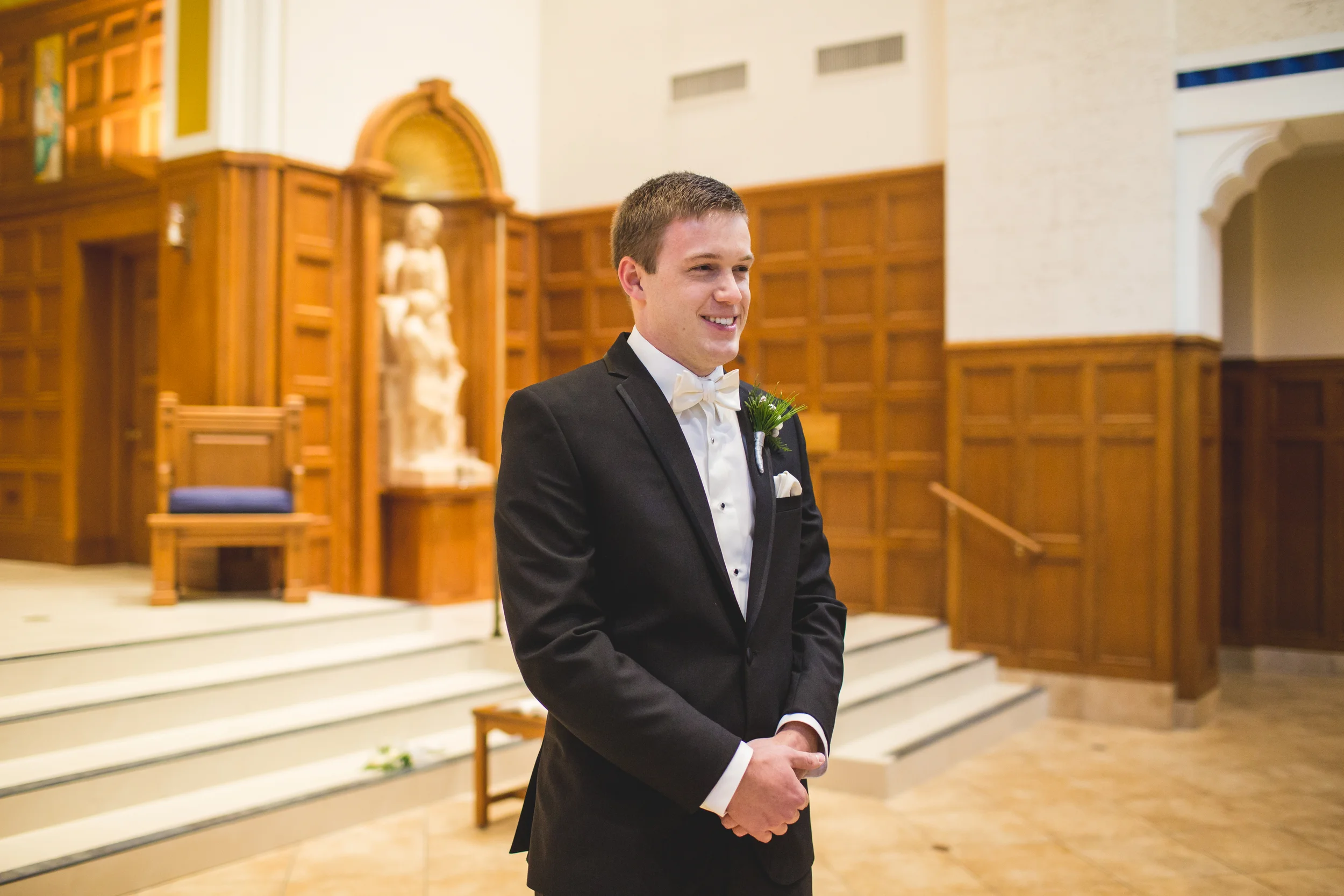 Janelle and Mike wedding at toms country place in cleveland ohio