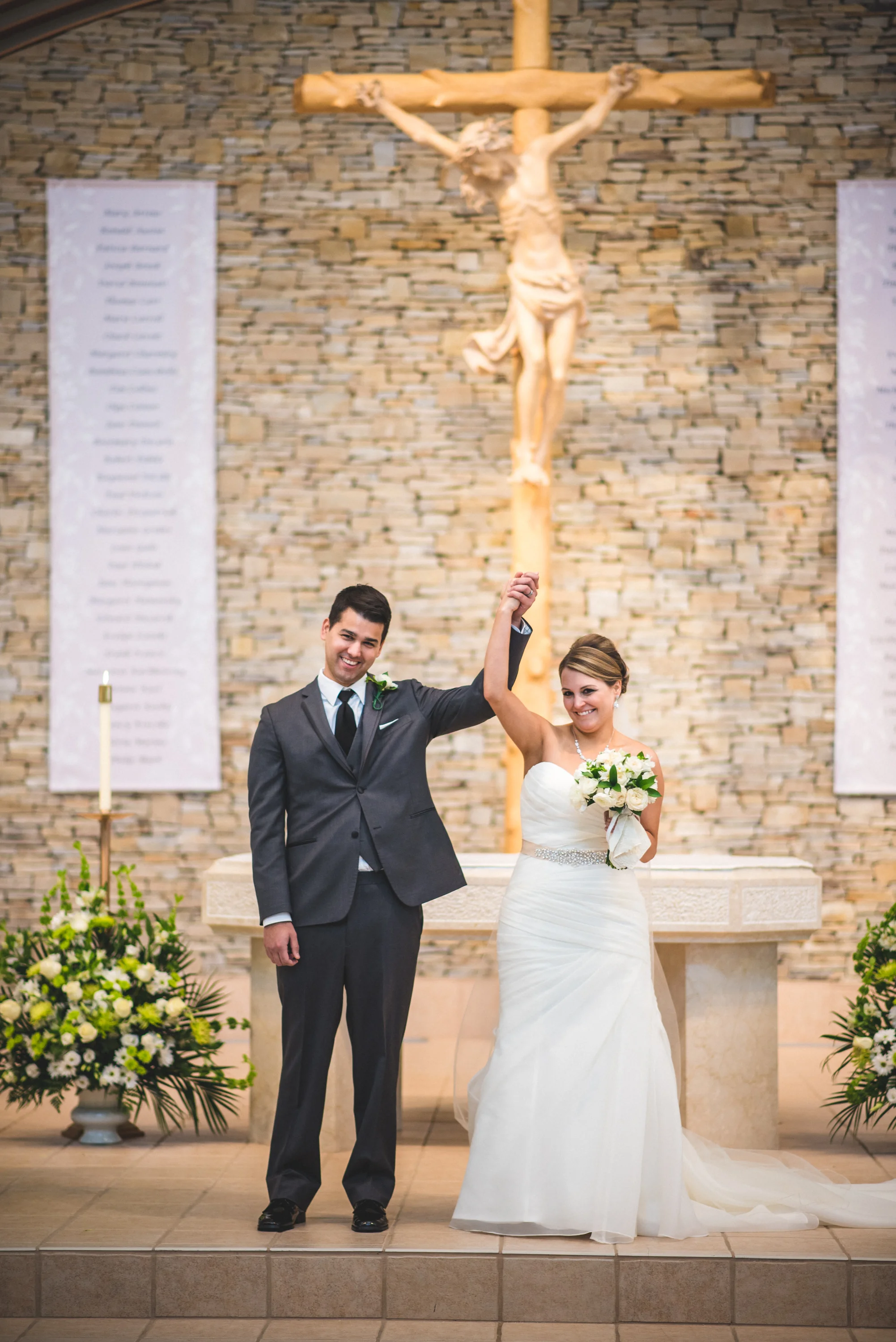 Wedding at City Hall in Cleveland Ohio | Stephanie + Rob