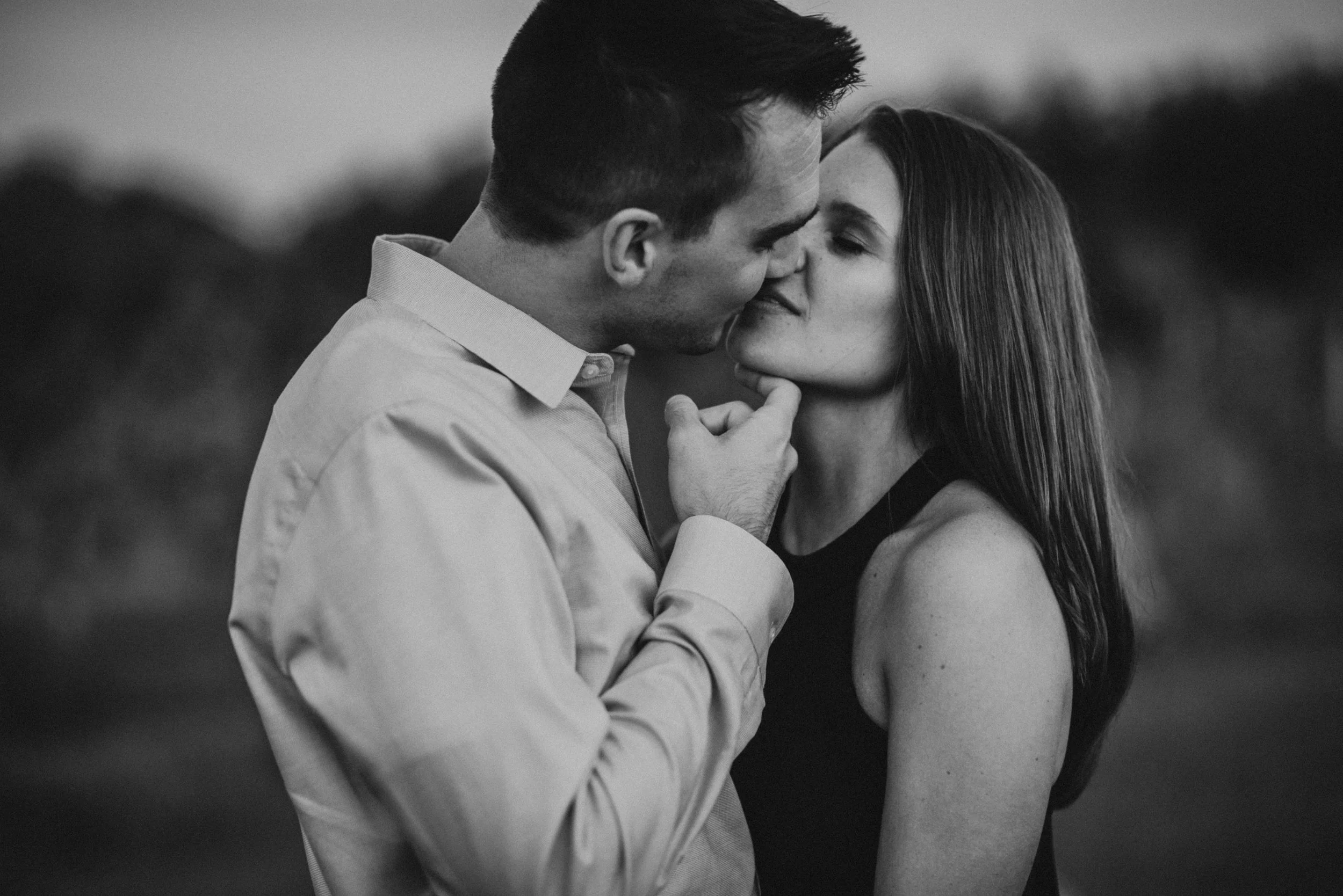 Engagement at Sarah's Vineyard in Cuyahoga Falls Ohio | Emily + Ethan