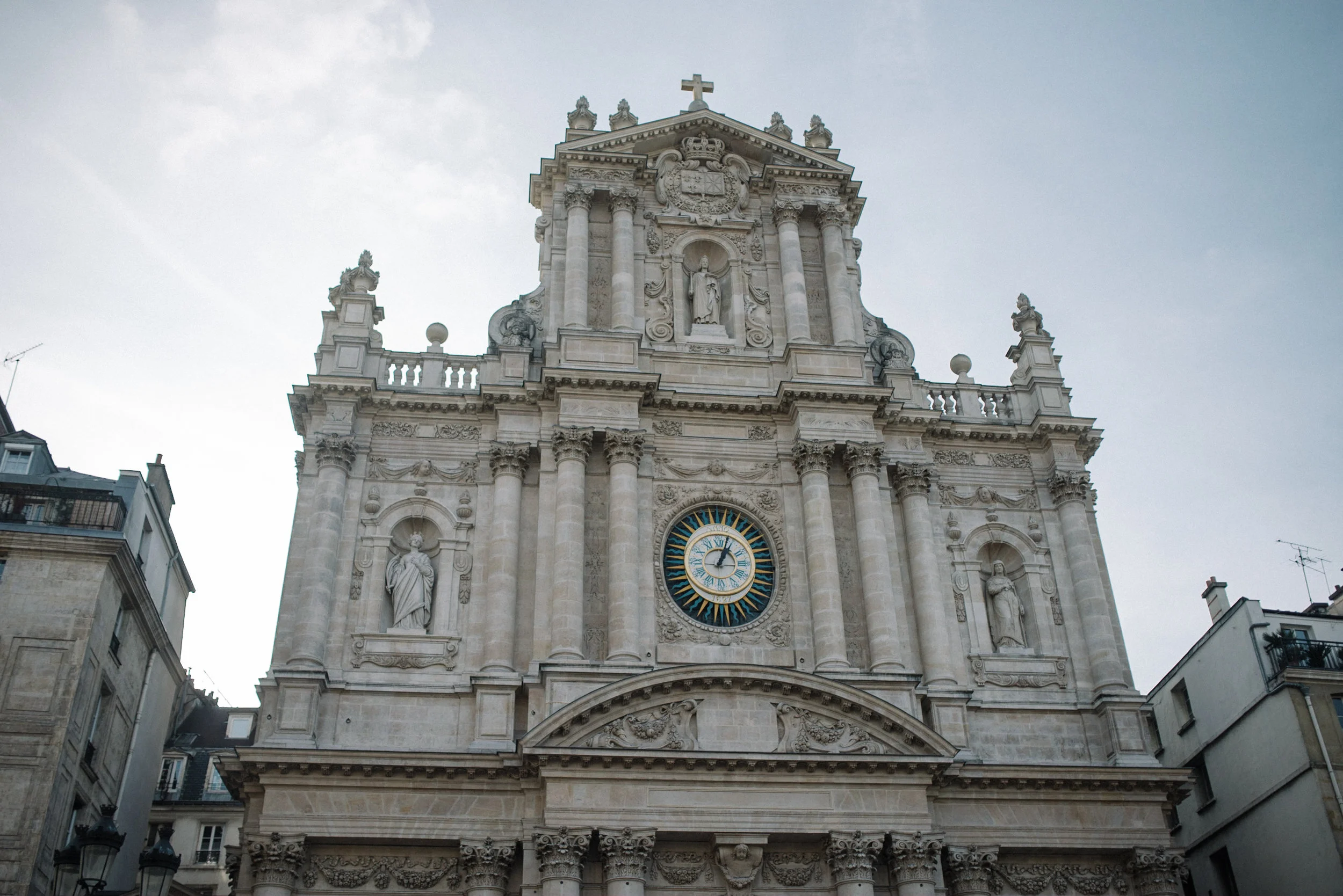 Paris Eurotrip with elopement photographers Nick plus Danee