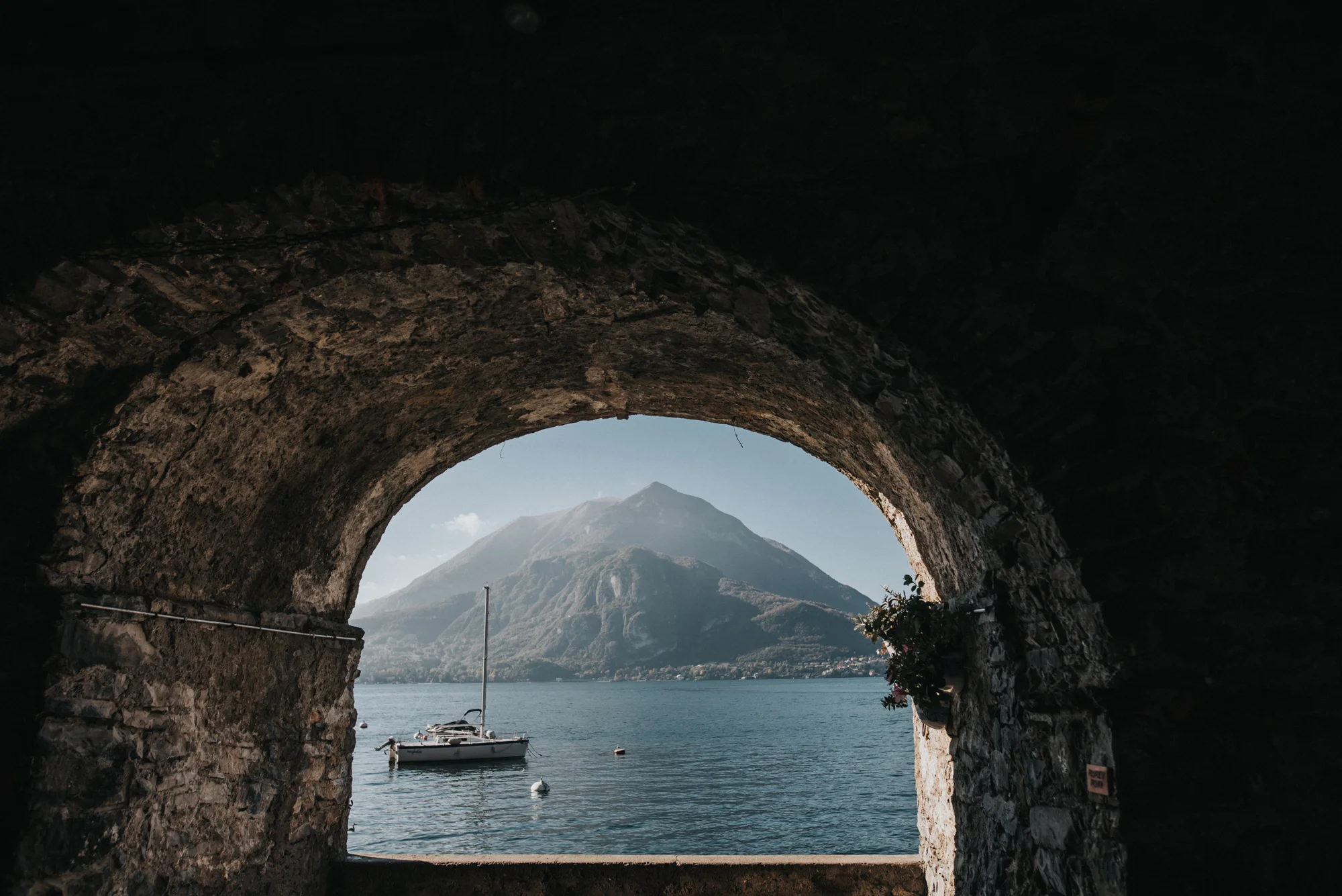 lake como adventure photographer