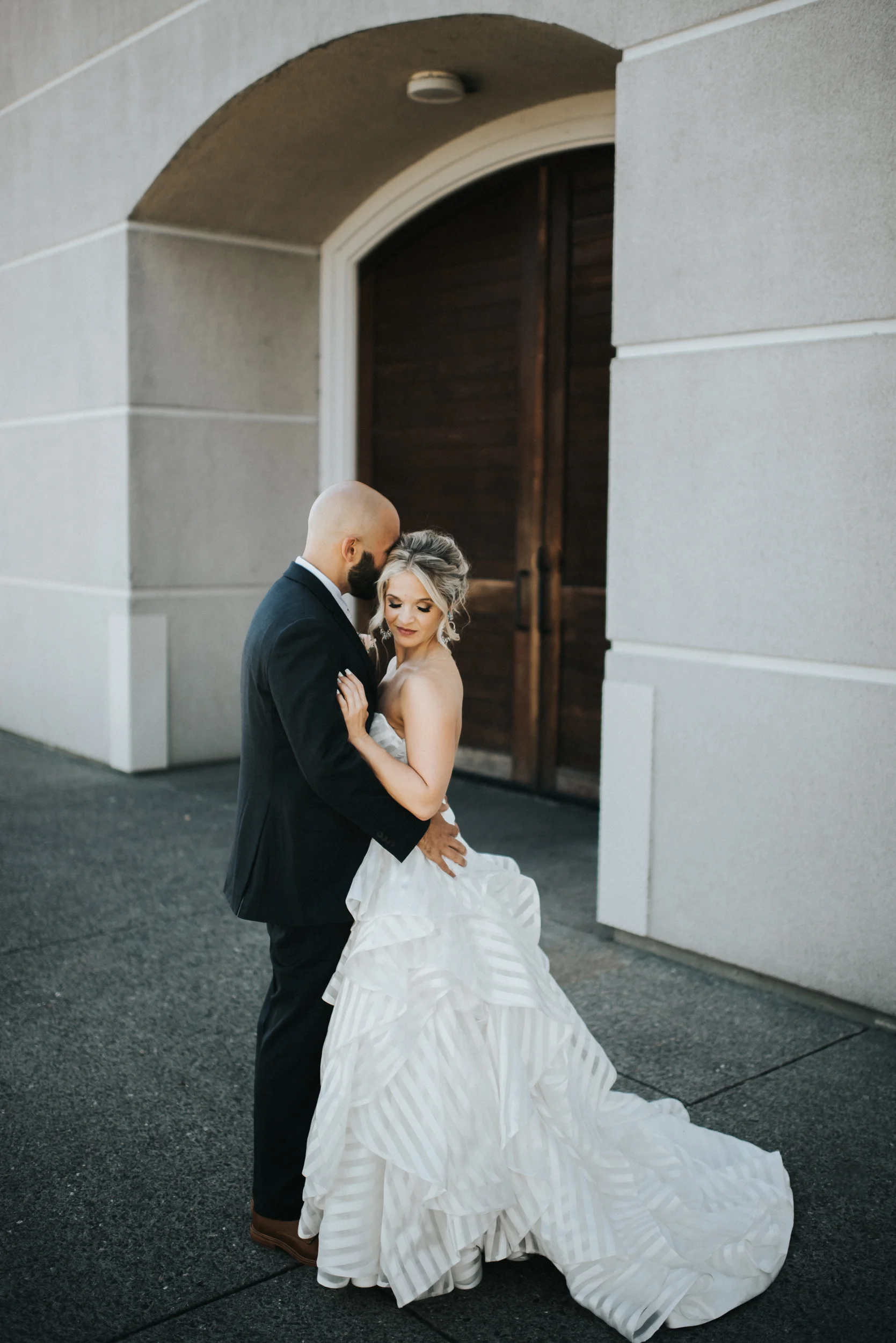 wedding at sbragia family vineyards geyserville california melanie and addison