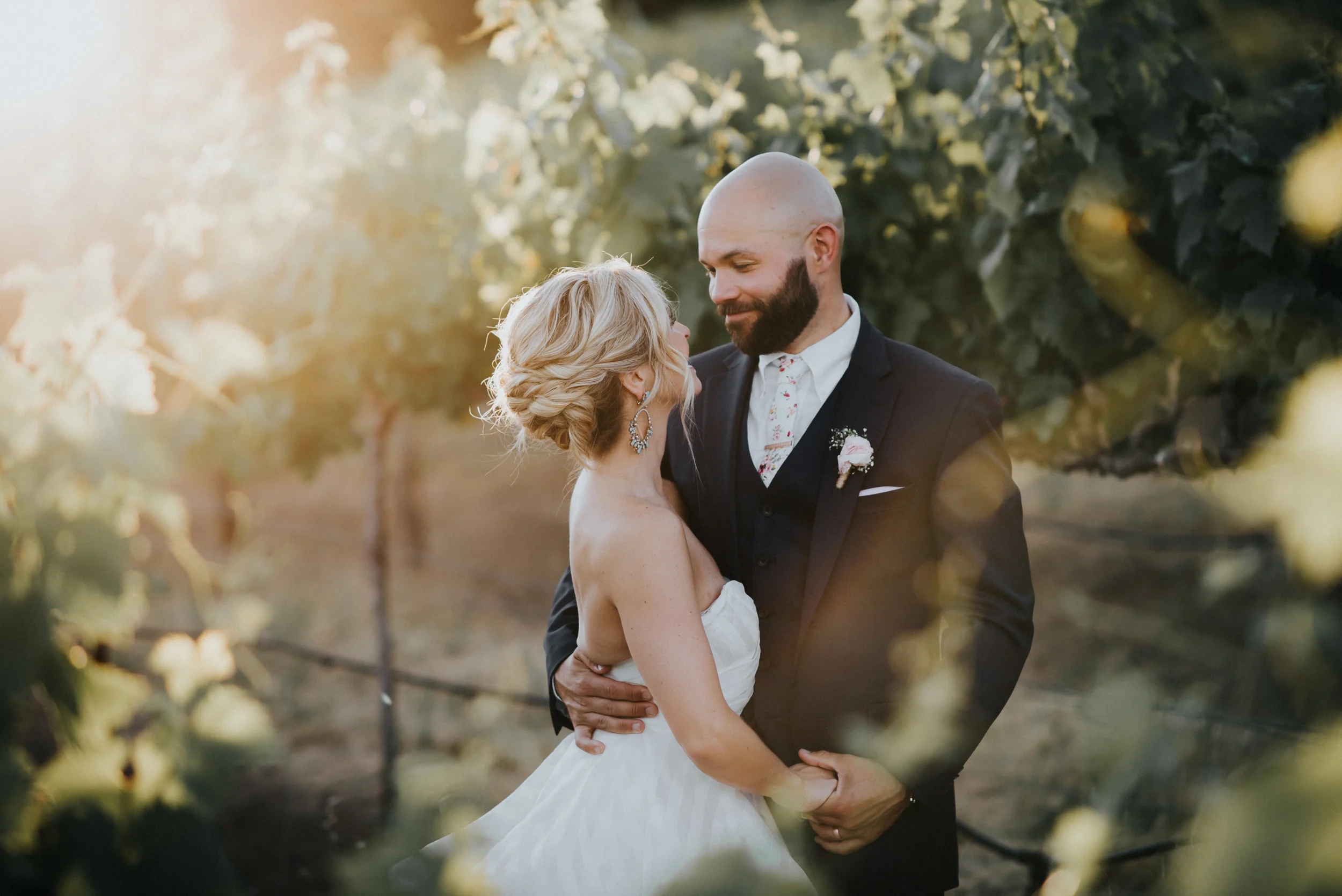 wedding at sbragia family vineyards geyserville california melanie and addison
