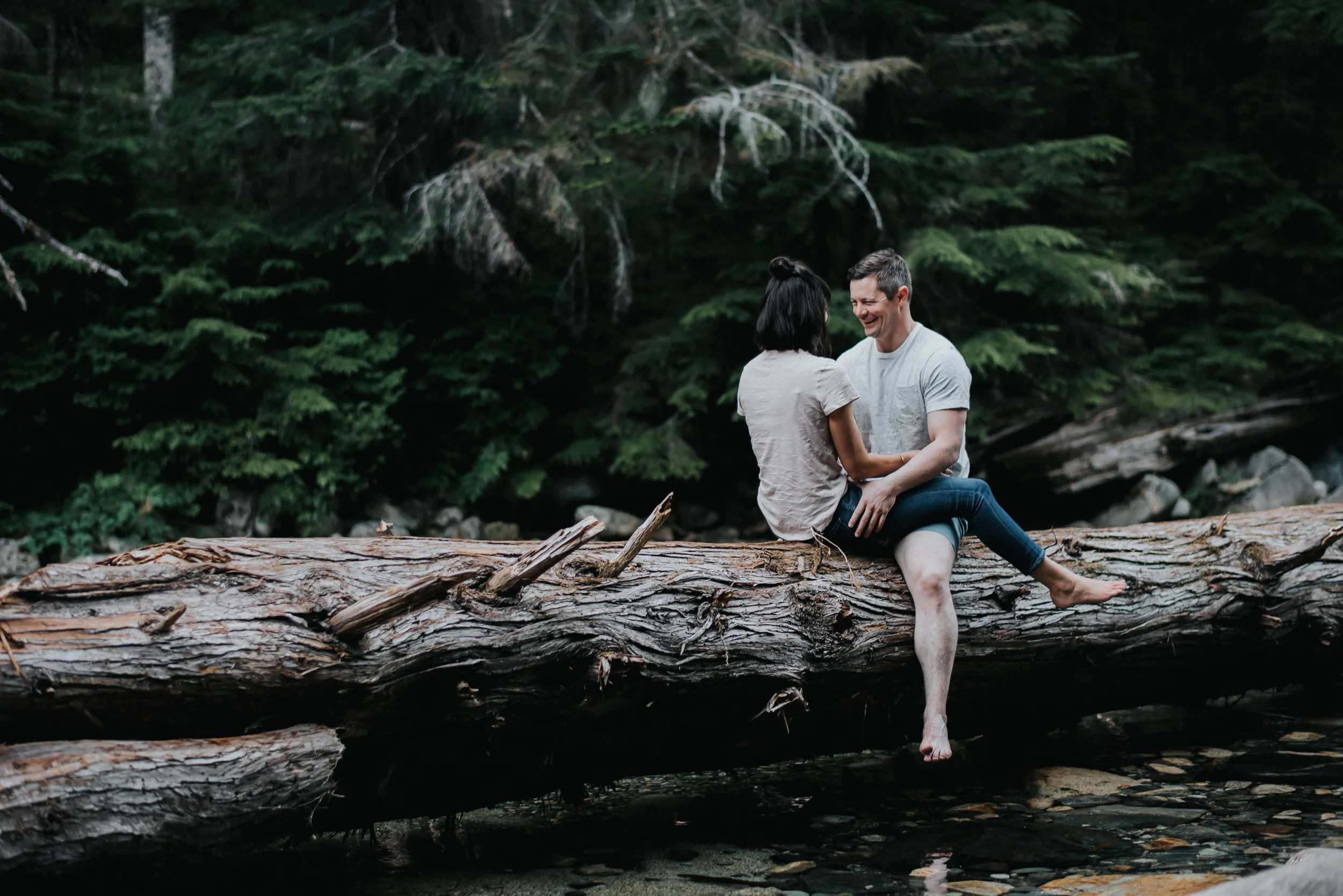 Engagement at Franklin Falls in Snoqualmie Pass, WA | Lauren & JC
