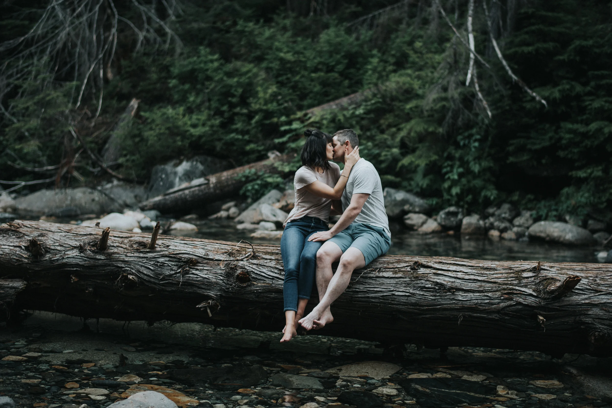 Engagement at Franklin Falls in Snoqualmie Pass, WA | Lauren & JC