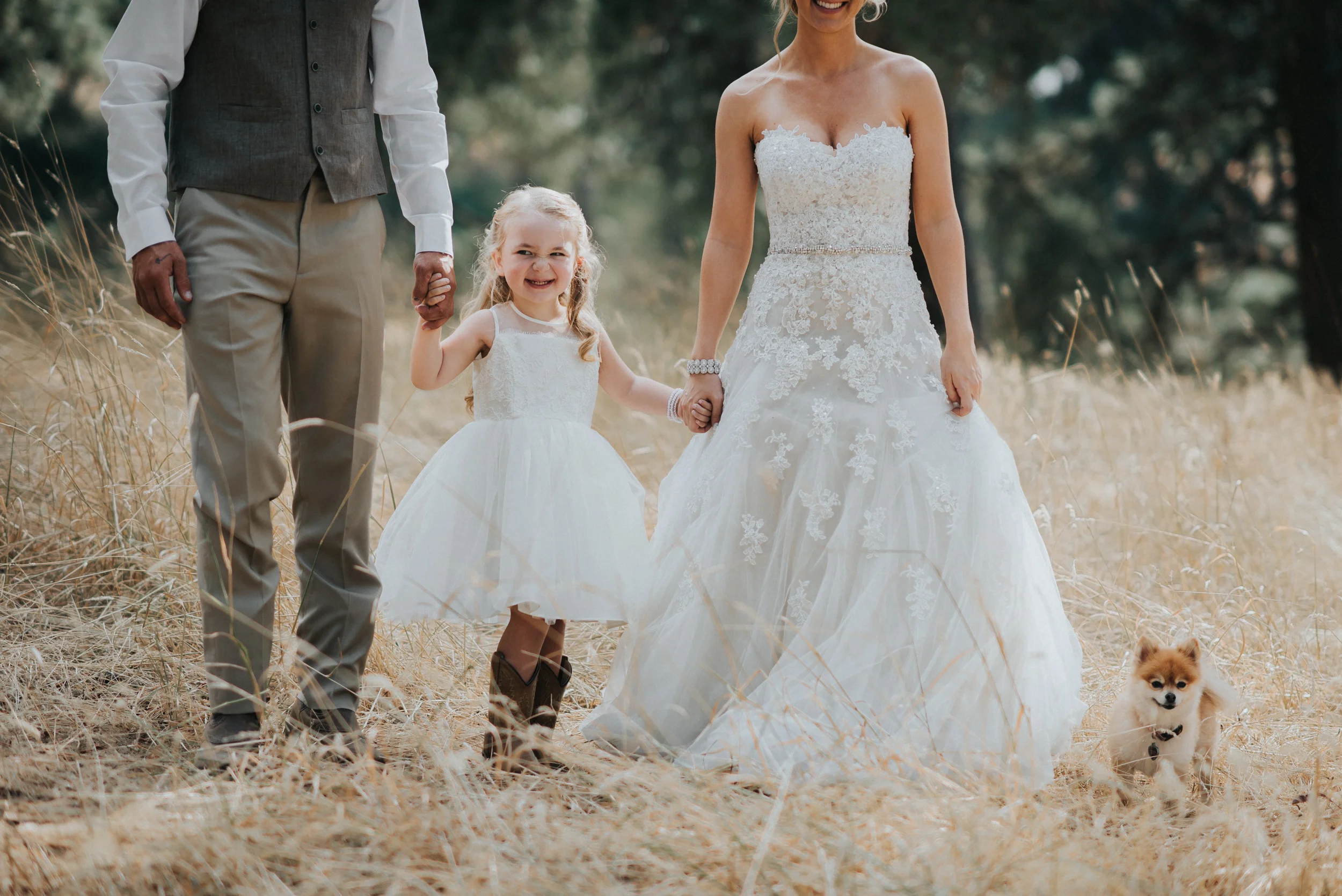 Wedding at The Cattle Barn in Cle Elum Washington | Megan & Ronny