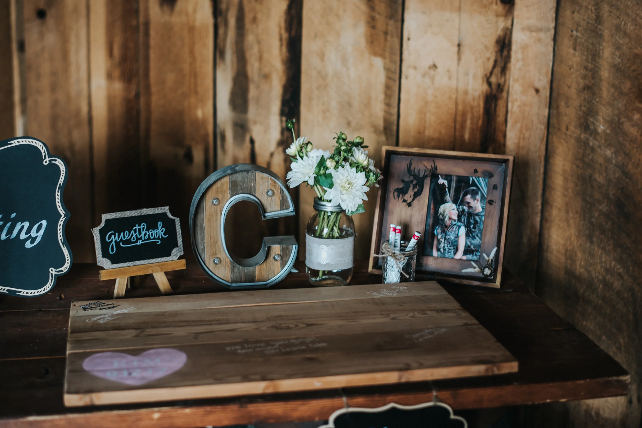 Wedding at The Cattle Barn in Cle Elum Washington | Megan & Ronny