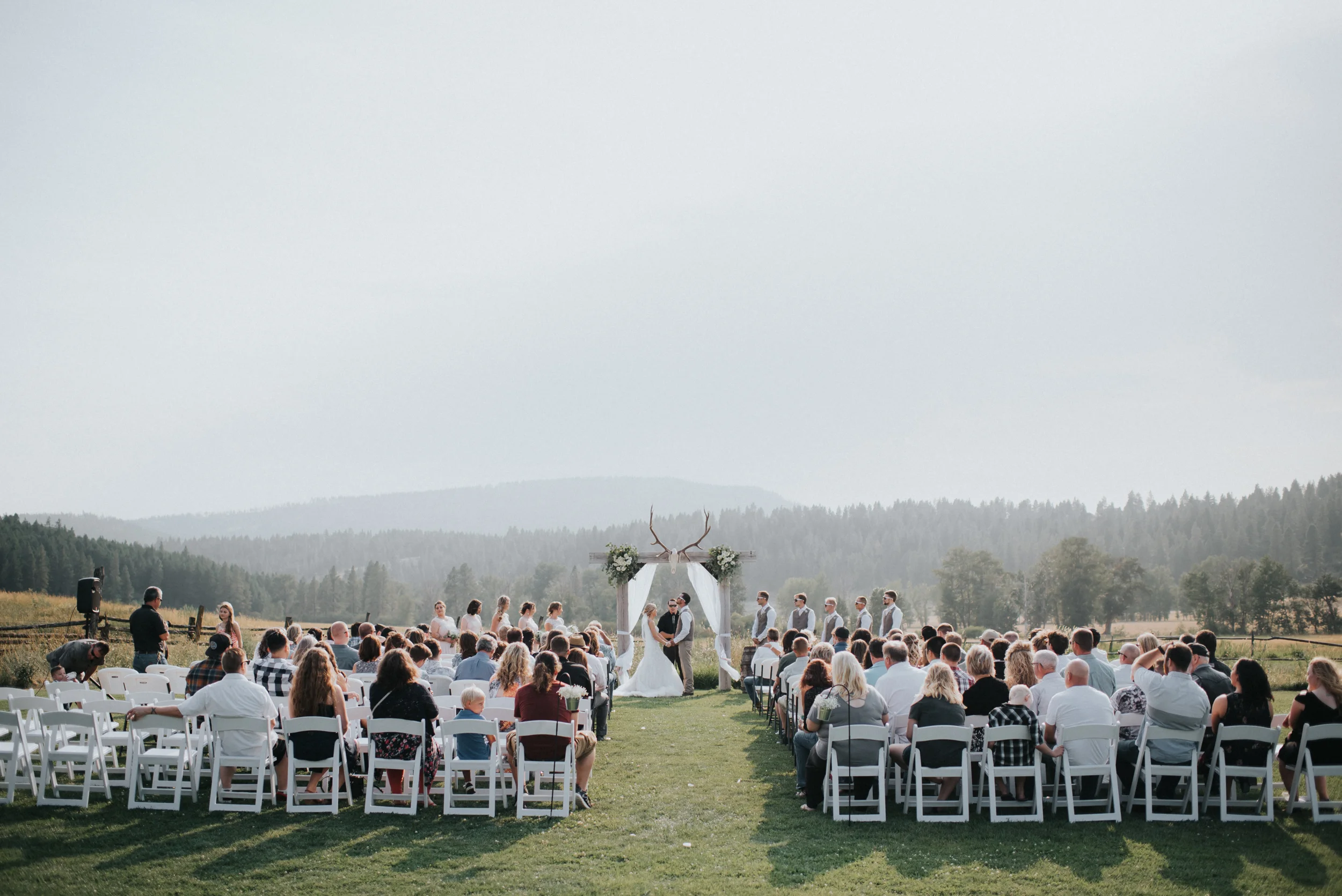 Wedding at The Cattle Barn in Cle Elum Washington | Megan & Ronny
