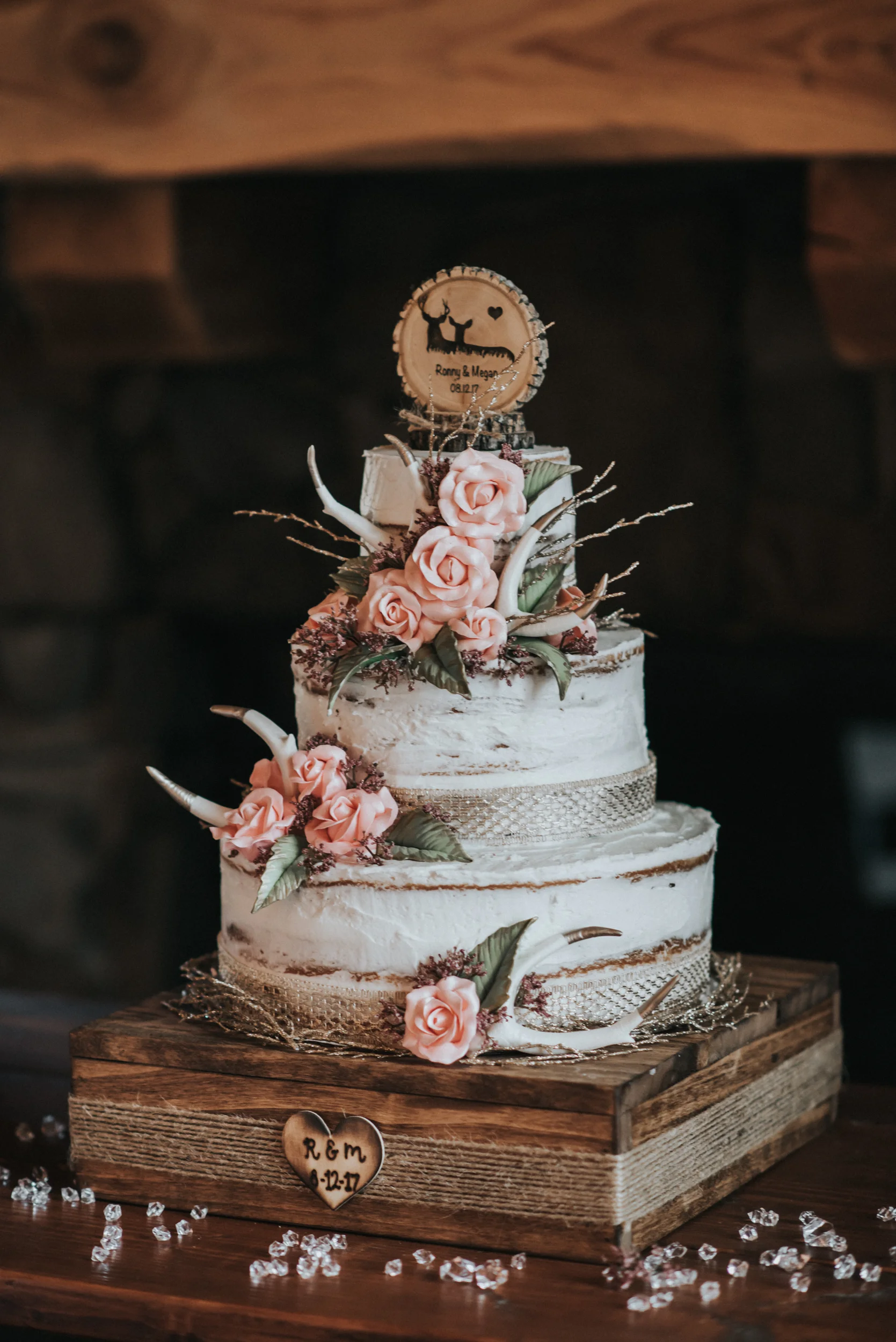 Wedding at The Cattle Barn in Cle Elum Washington | Megan & Ronny
