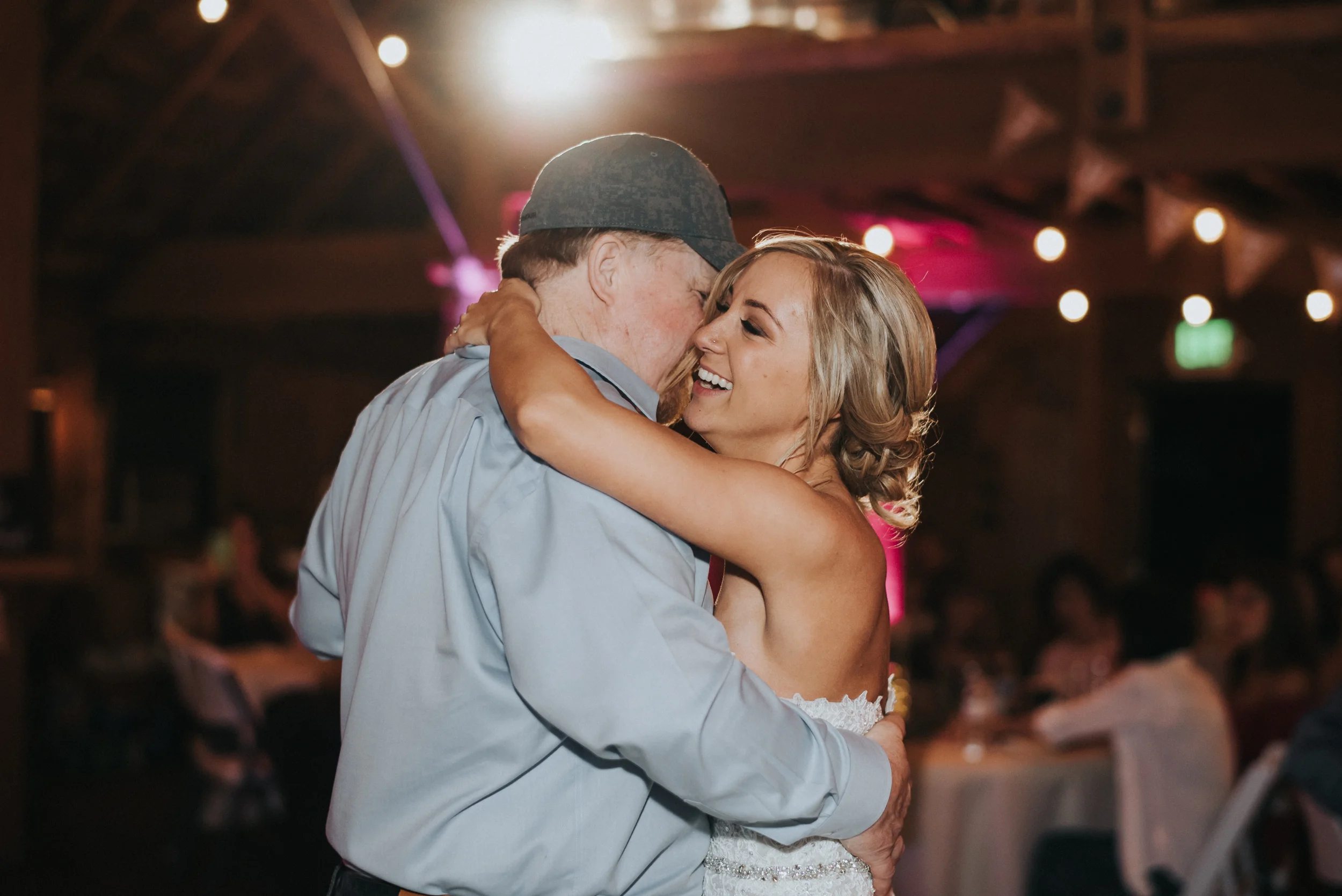 Wedding at The Cattle Barn in Cle Elum Washington | Megan & Ronny
