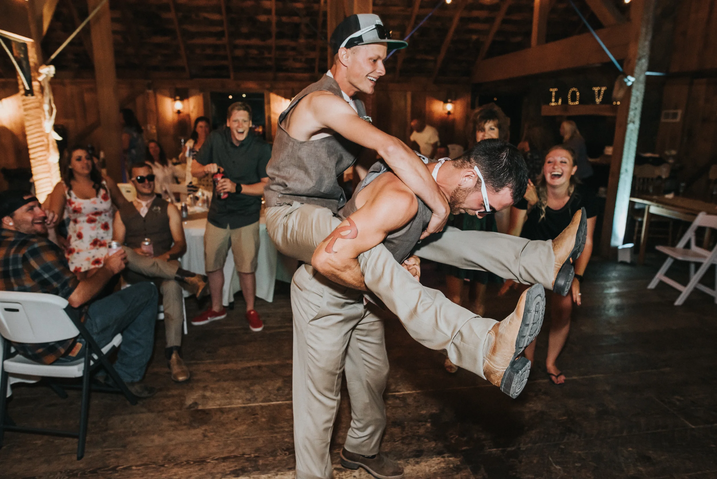Wedding at The Cattle Barn in Cle Elum Washington | Megan & Ronny