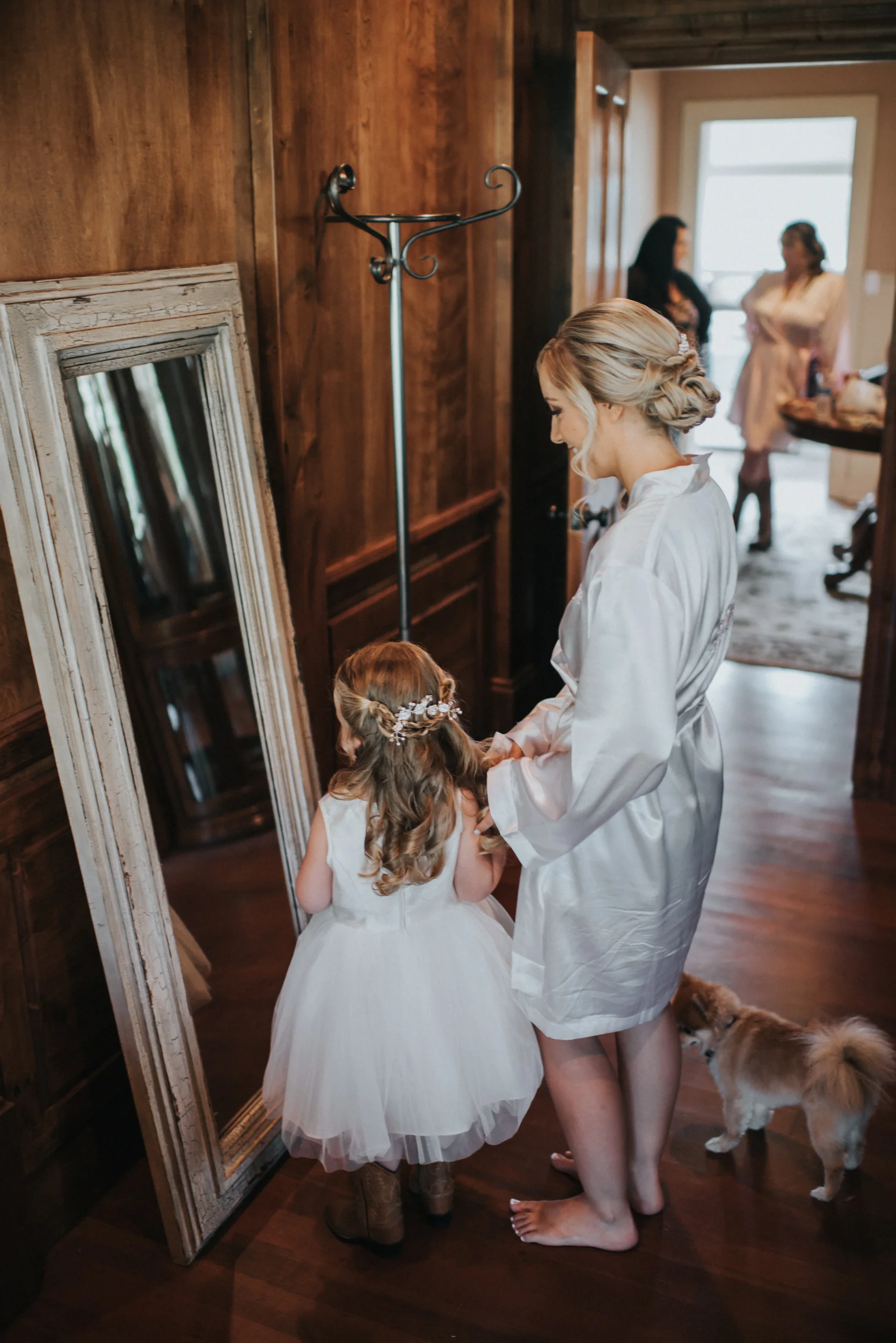 Wedding at The Cattle Barn in Cle Elum Washington | Megan & Ronny