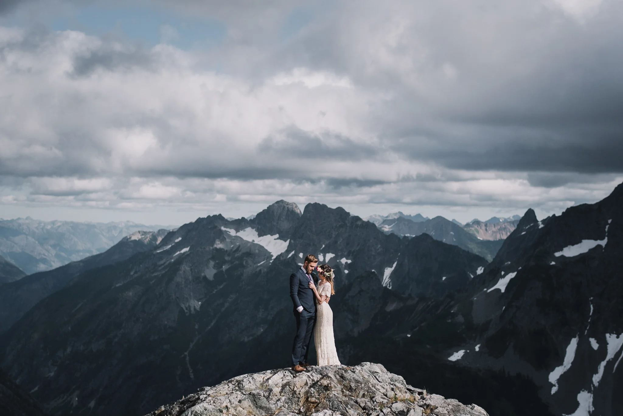 Sahale Arm Elopement In The North Cascades, Washington | Taylor & David